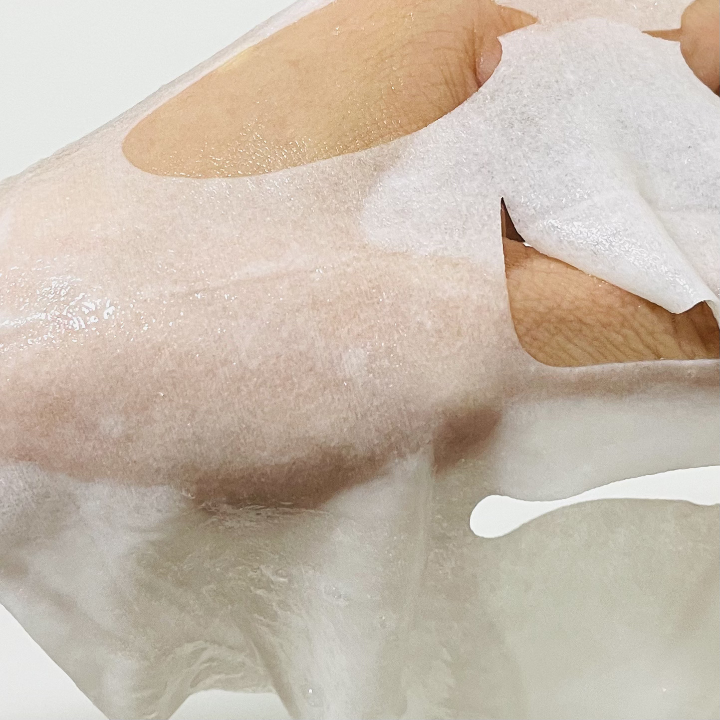 ホワイトトリュフナリシングトリートメントマスク/ダルバ/シートマスク・パックを使ったクチコミ（3枚目）