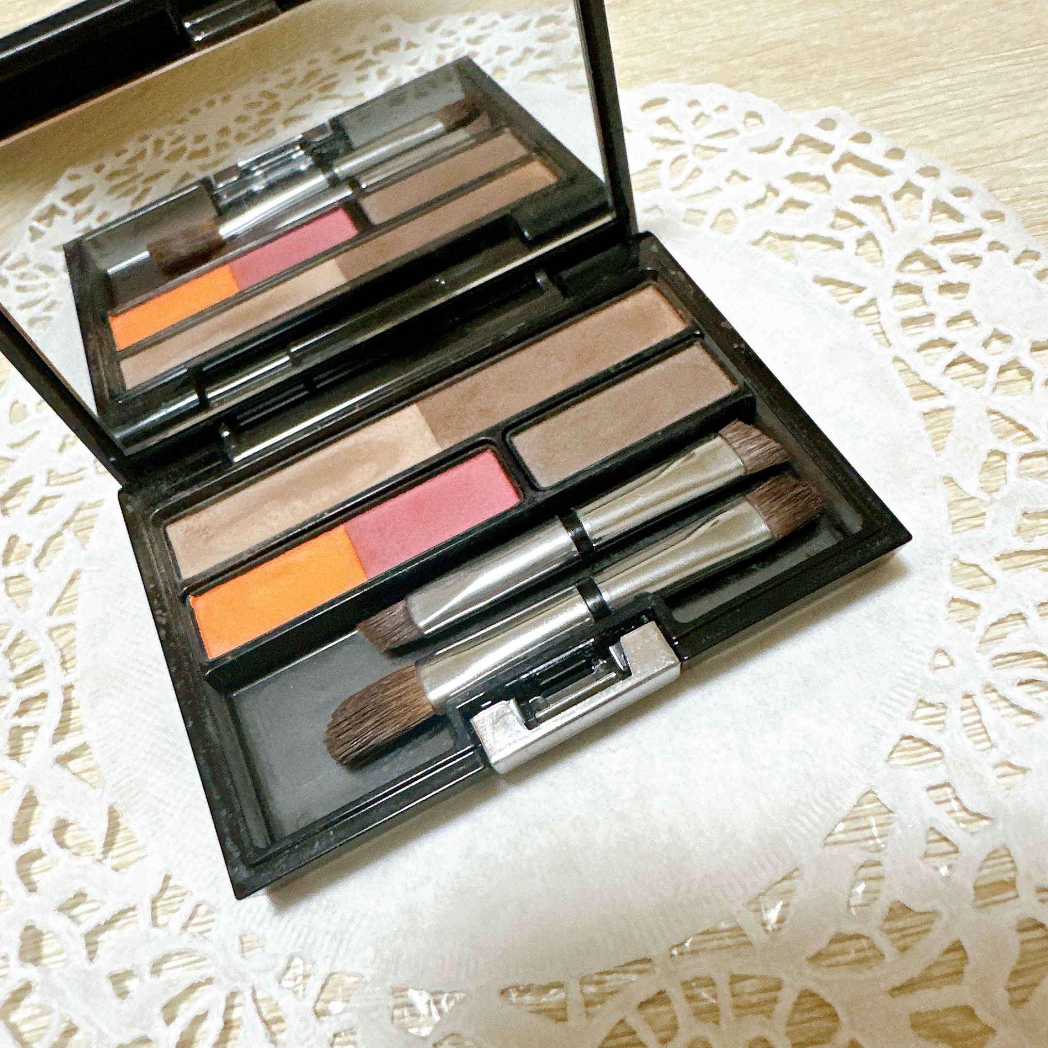 アイブロウ クリエイティブパレット/IPSA/パウダーアイブロウを使ったクチコミ（2枚目）