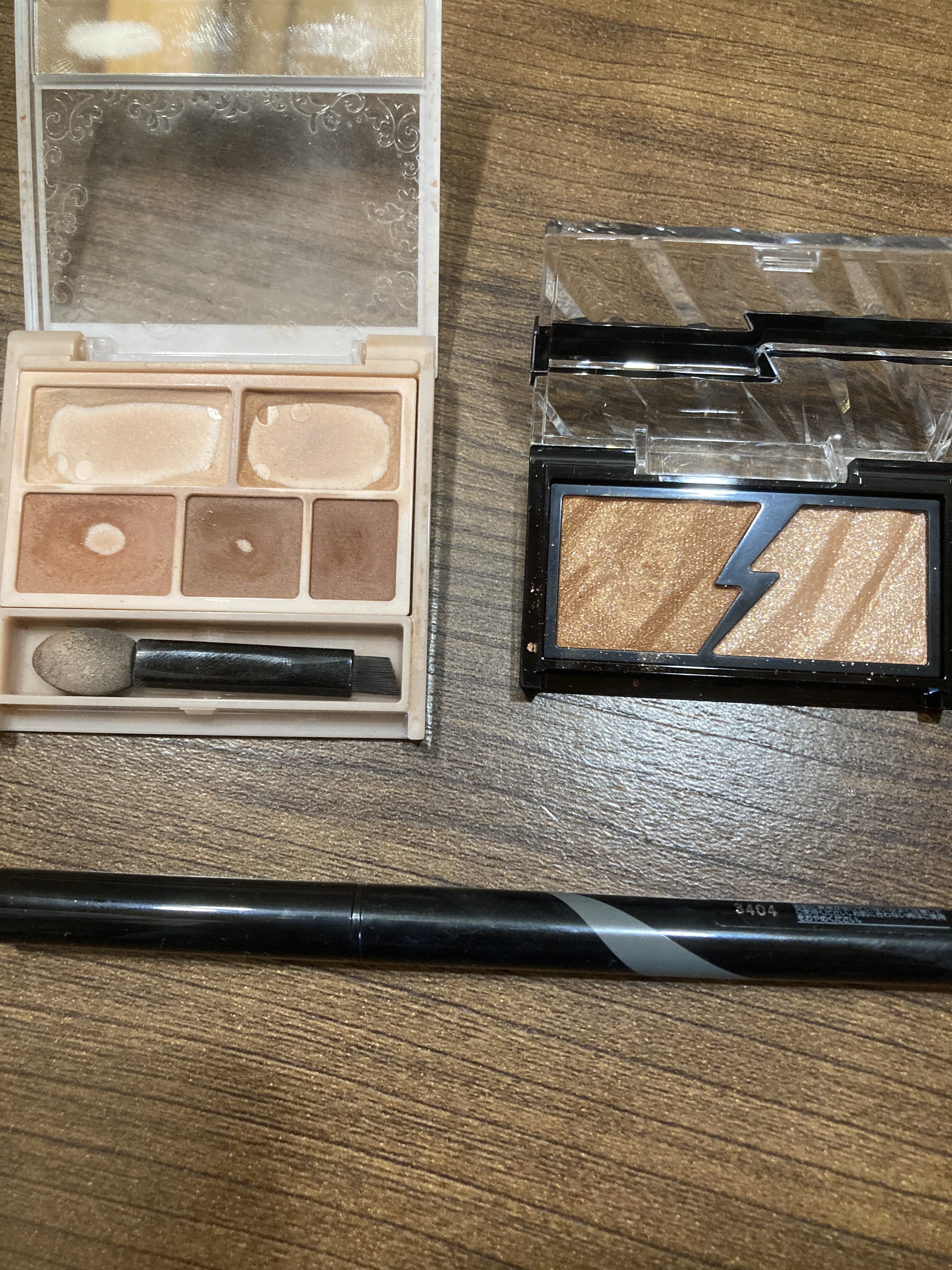 エレクトリックショックアイズ /KATE/アイシャドウパレットを使ったクチコミ（2枚目）