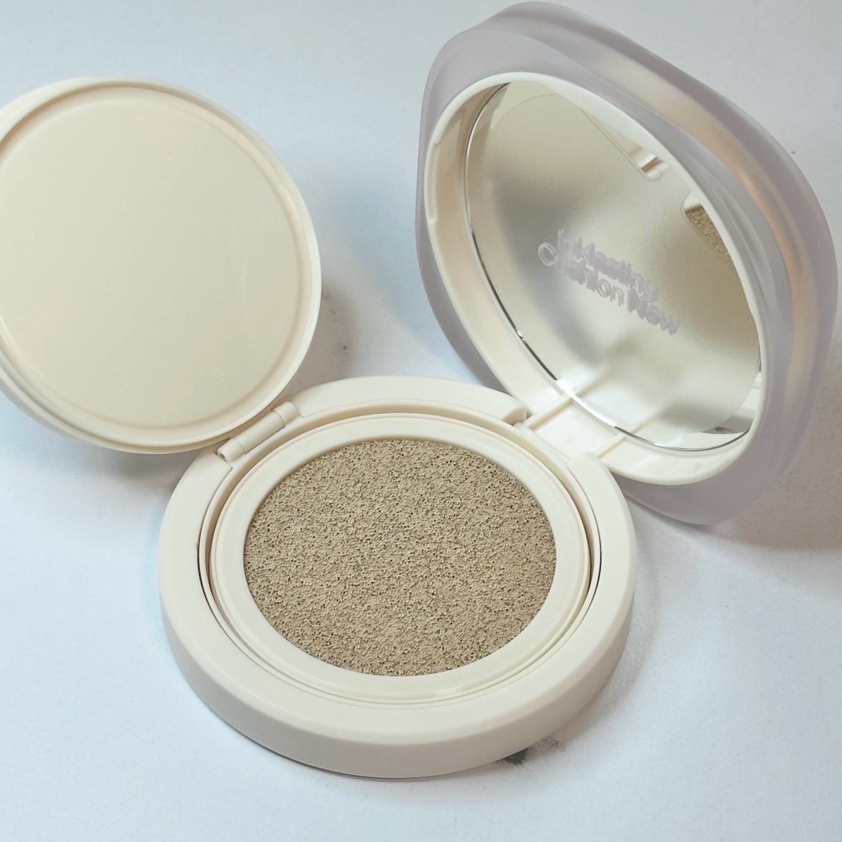 インクラスティングクッションファンデーション/THE FACE SHOP/クッションファンデーションを使ったクチコミ（3枚目）