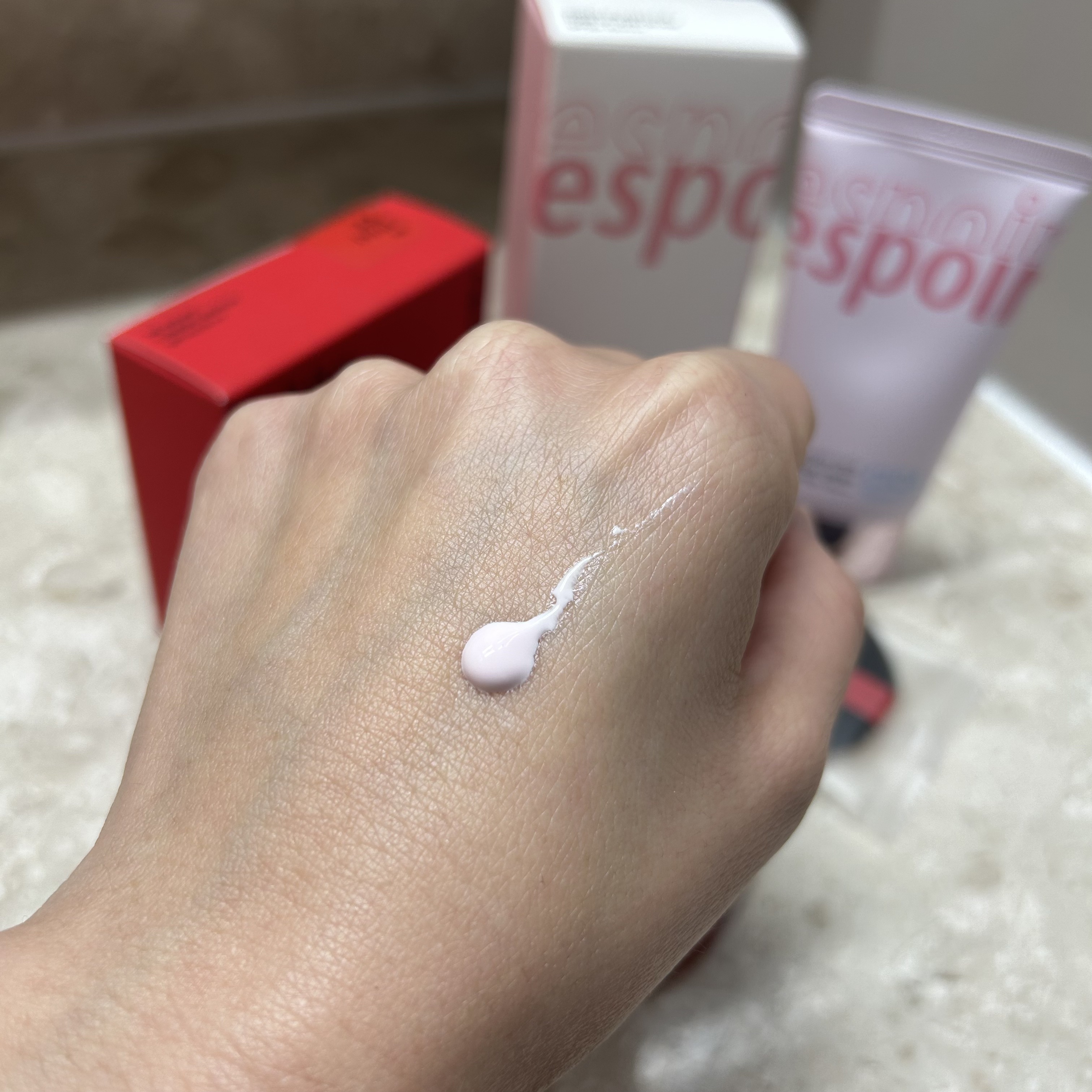 ウォータースプラッシュシカトーンアップクリーム/espoir/化粧下地を使ったクチコミ（3枚目）