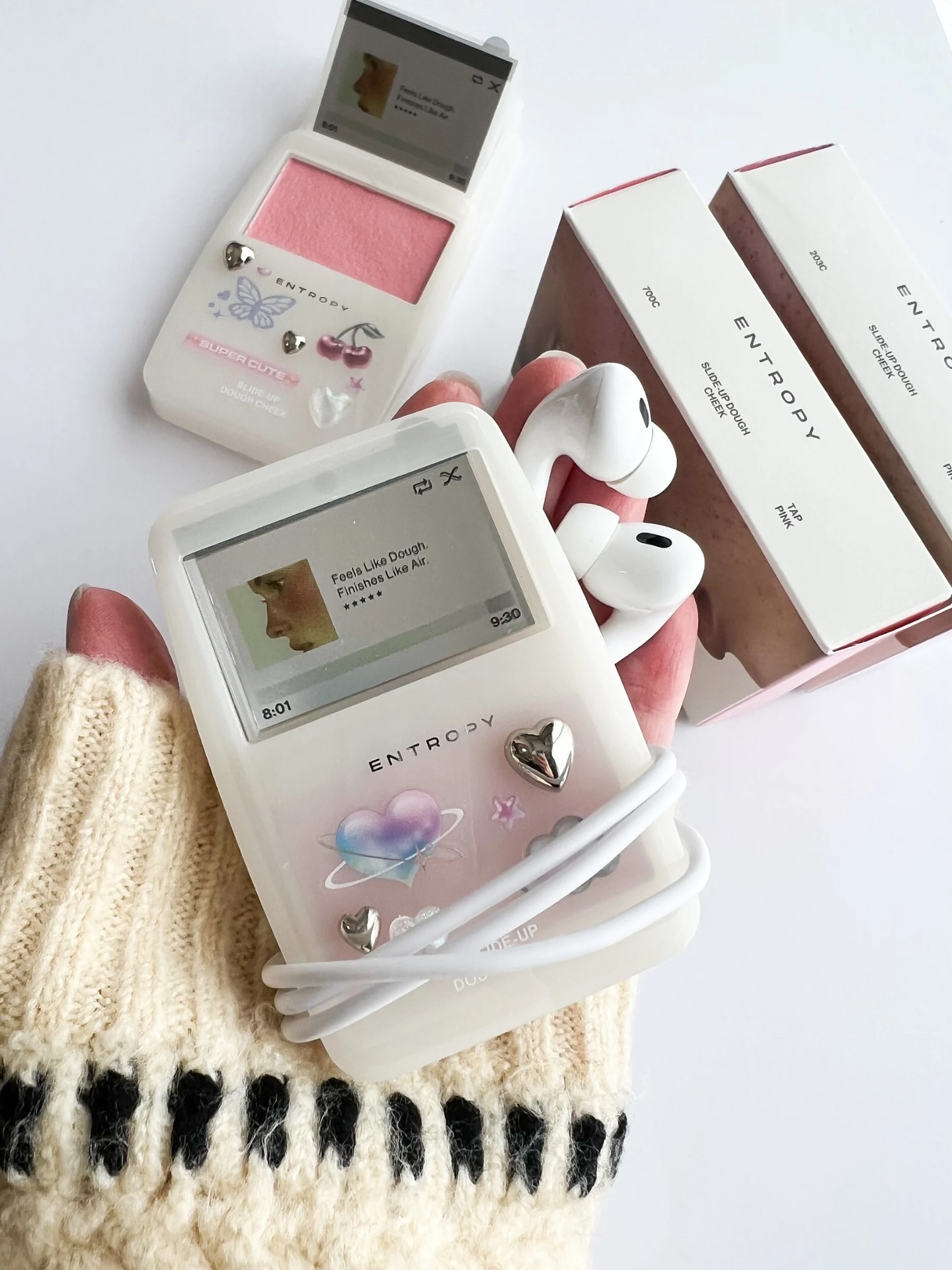 スライドアップドウチーク/ENTROPY/ジェル・クリームチークを使ったクチコミ（1枚目）