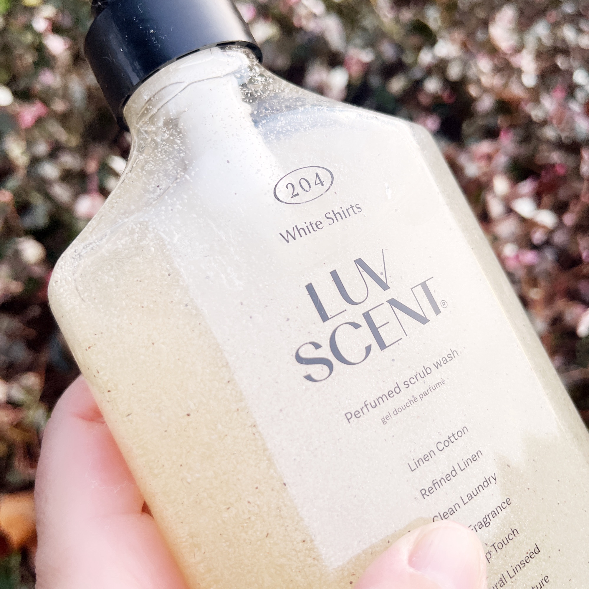 パフュームスクラブボディウォッシュ/LUV SCENT/ボディソープを使ったクチコミ（2枚目）