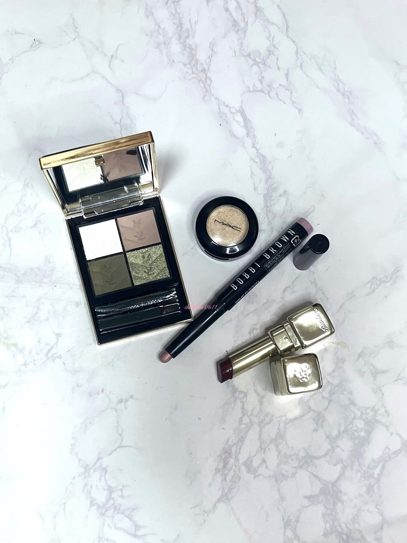 キスキス シャイン ブルーム/GUERLAIN/口紅を使ったクチコミ（2枚目）