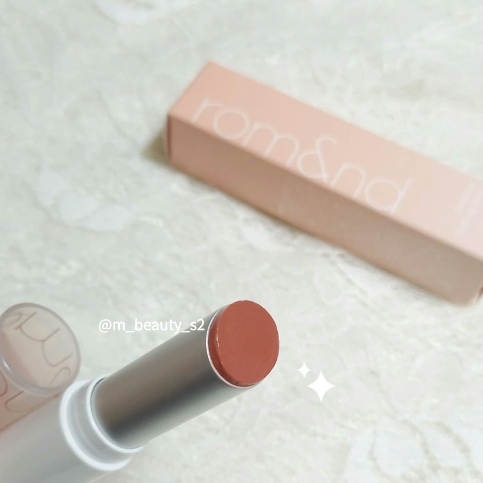 グラスティングメルティングバーム/rom&nd/リップバームを使ったクチコミ（1枚目）