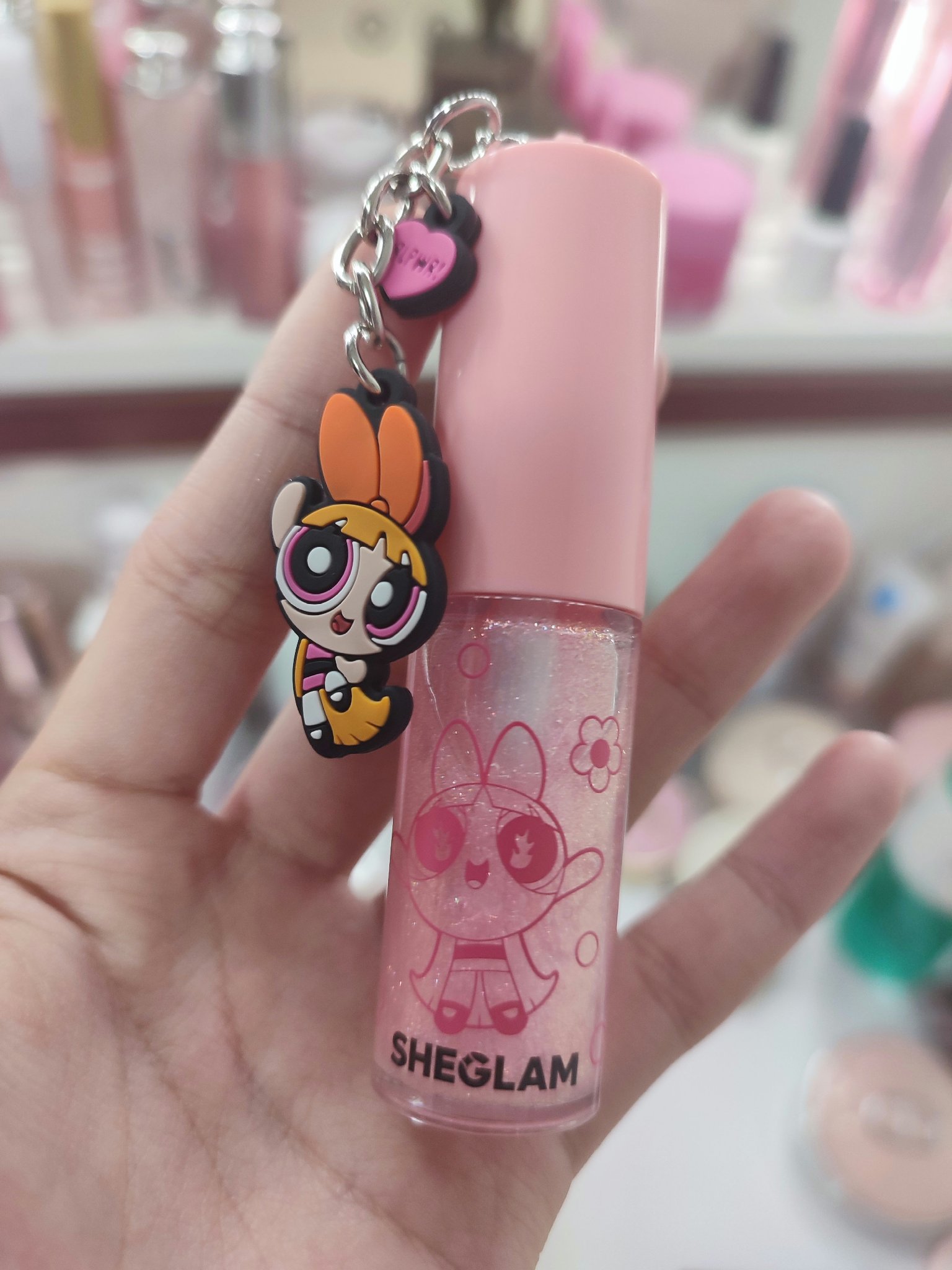 スーパートリオリップグロス/SHEGLAM/リップグロスを使ったクチコミ（2枚目）