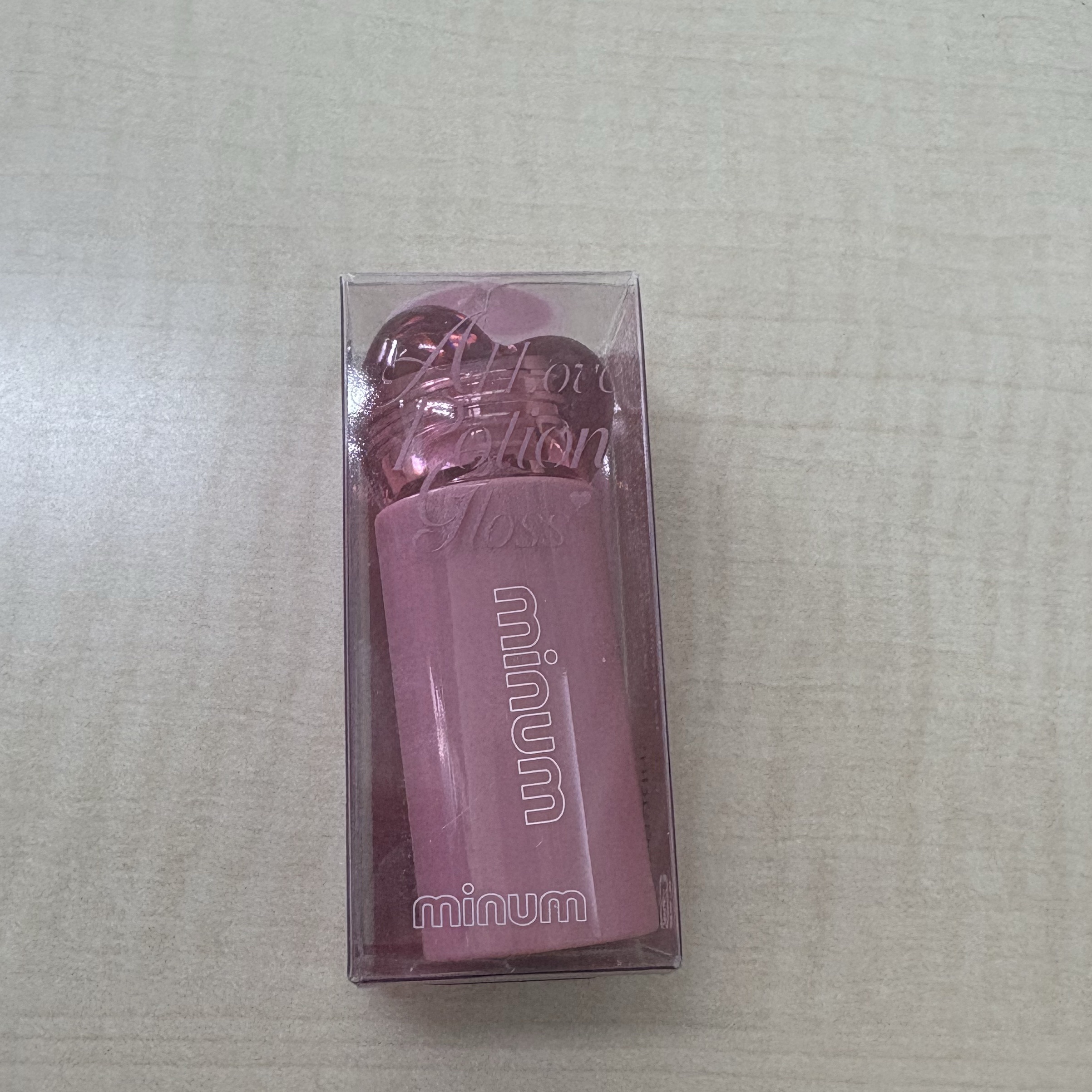 AIラブポーショングロス/minum/リップグロスを使ったクチコミ（1枚目）