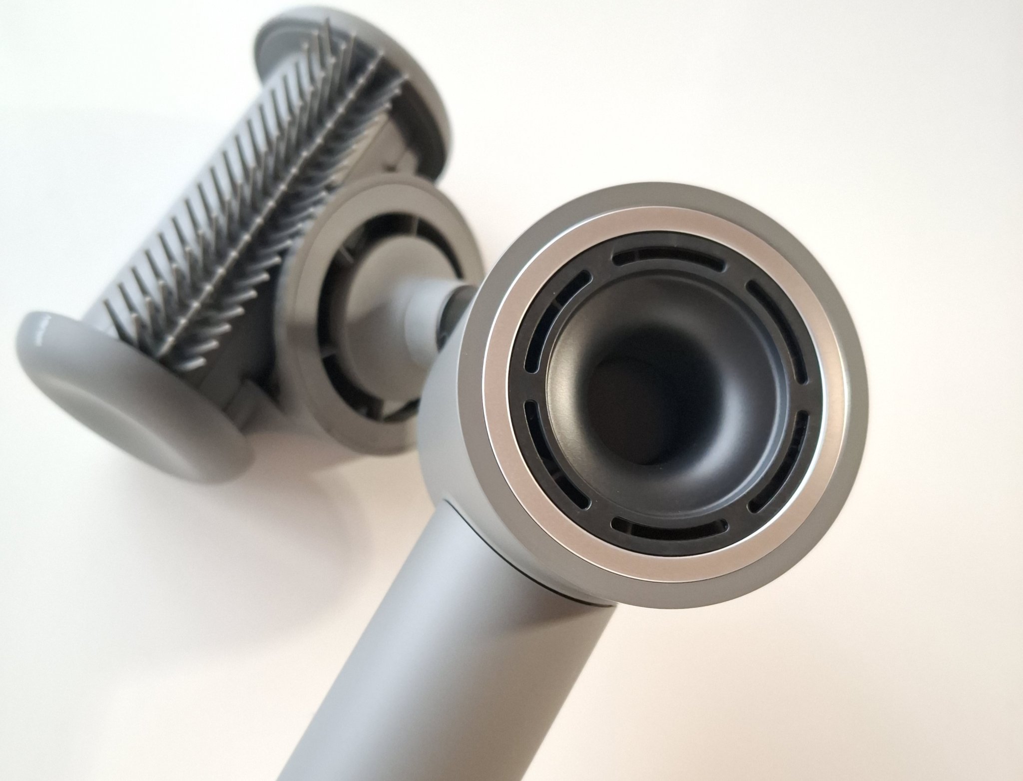 サロニア　スムースシャインスマートドライヤー/SALONIA/ドライヤーを使ったクチコミ（2枚目）