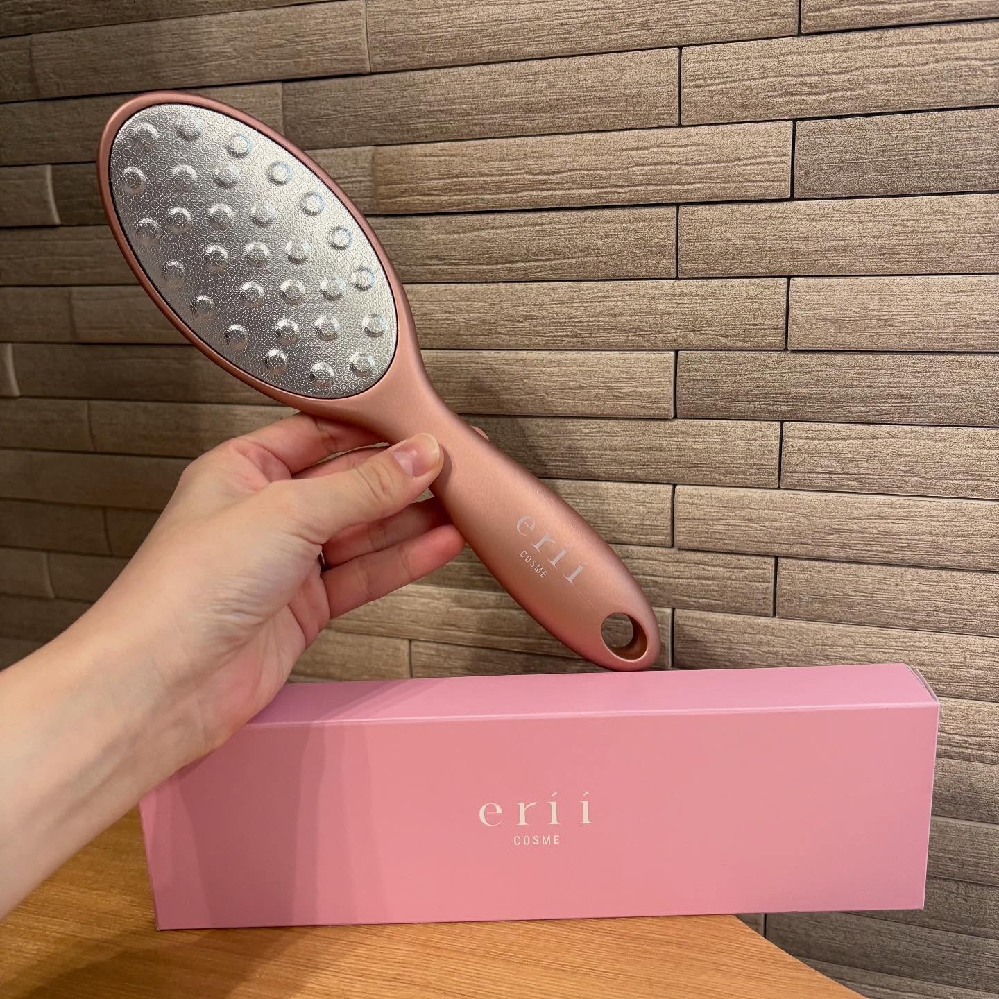 エリィ かかと削り ドッティ/ジュエル・コスメティックス/レッグ・フットケアを使ったクチコミ（1枚目）