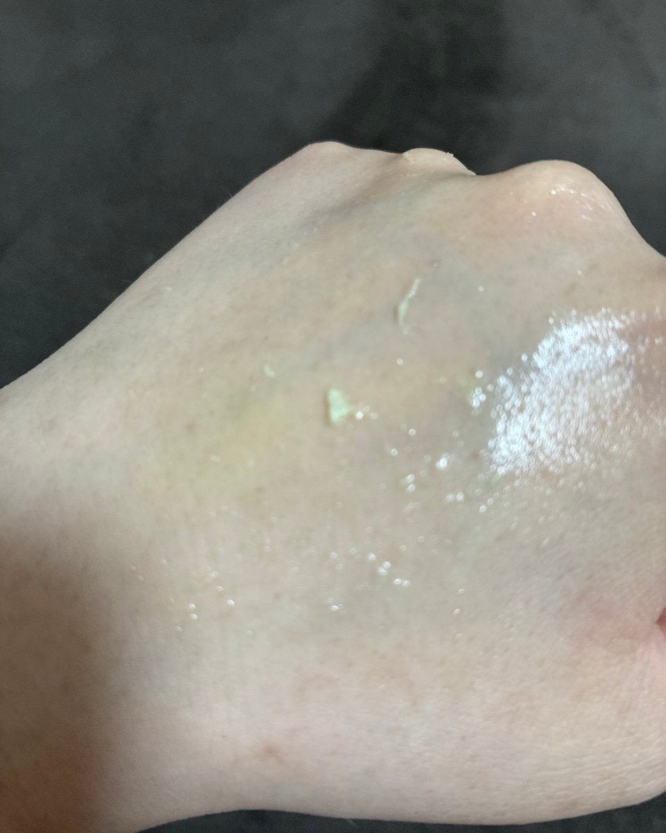 アゼライン酸ゴマージュピーリングセラム/Dr.Melaxin/美容液を使ったクチコミ（3枚目）