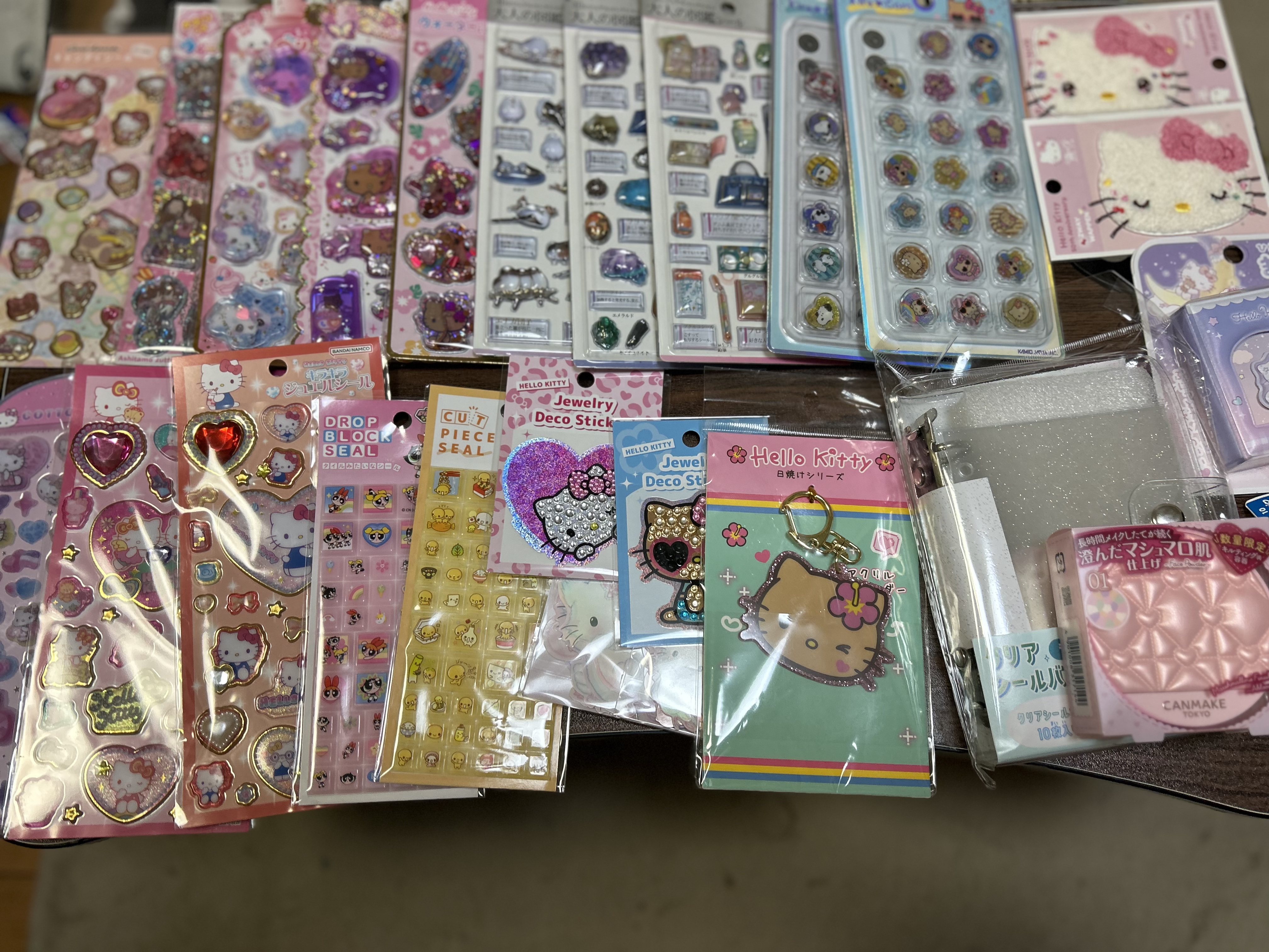 マシュマロフィニッシュパウダー　～Abloom～/キャンメイク/プレストパウダーを使ったクチコミ（3枚目）