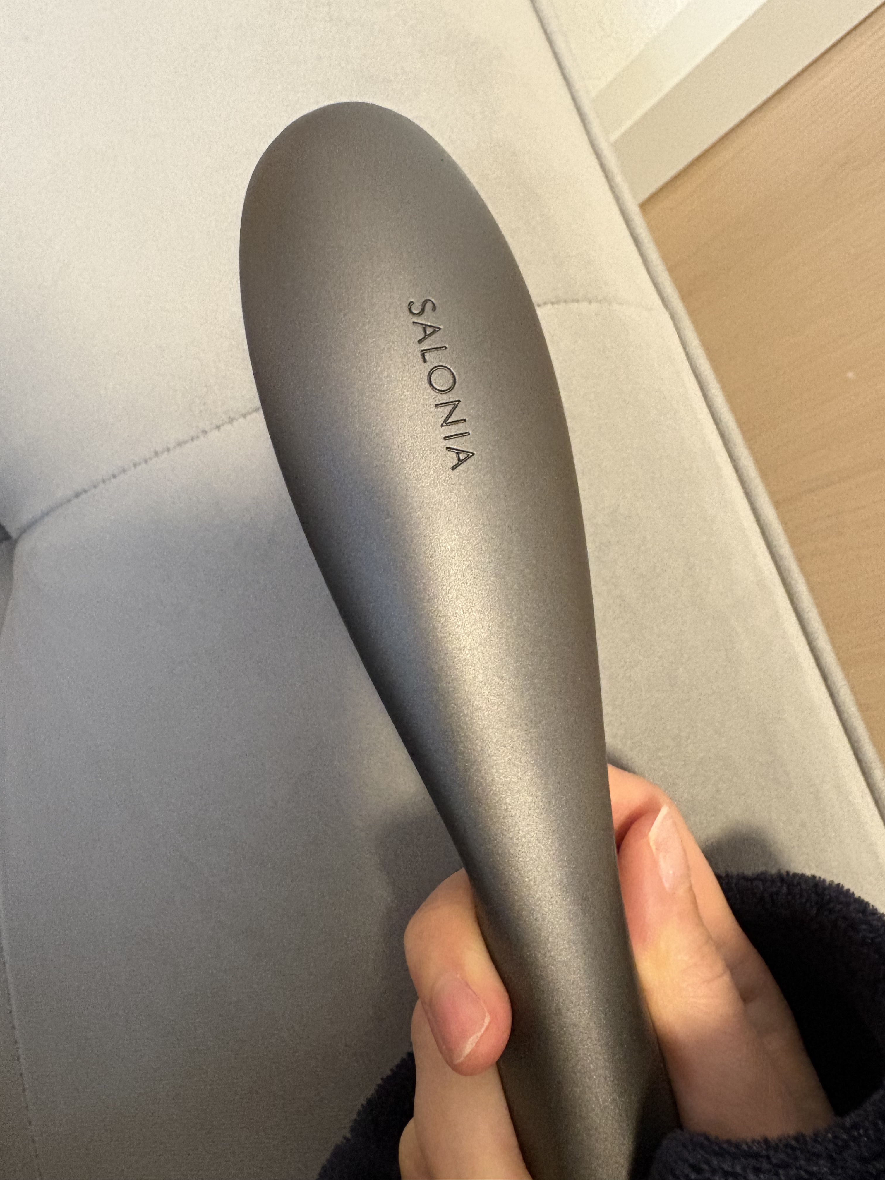 サロニア　スムースシャインマルチケアブラシ グレー　SAL25321GR/SALONIA/ヘアブラシを使ったクチコミ（3枚目）