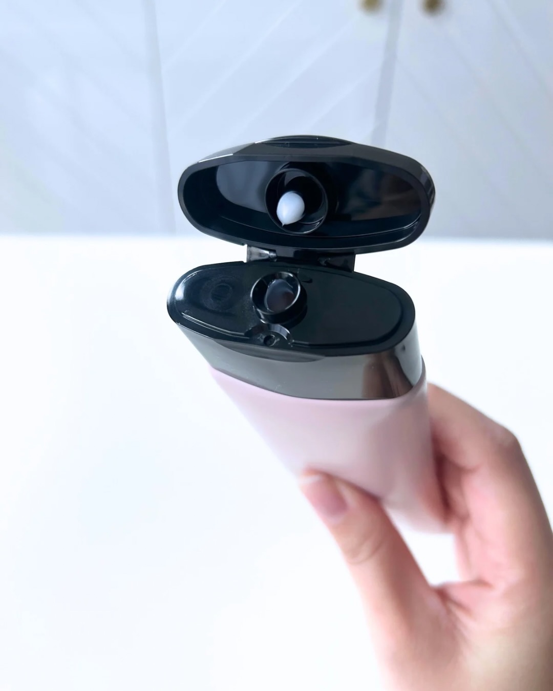 キューミースウィートボムホワイトクリーム/AGARISM/ボディクリームを使ったクチコミ（2枚目）