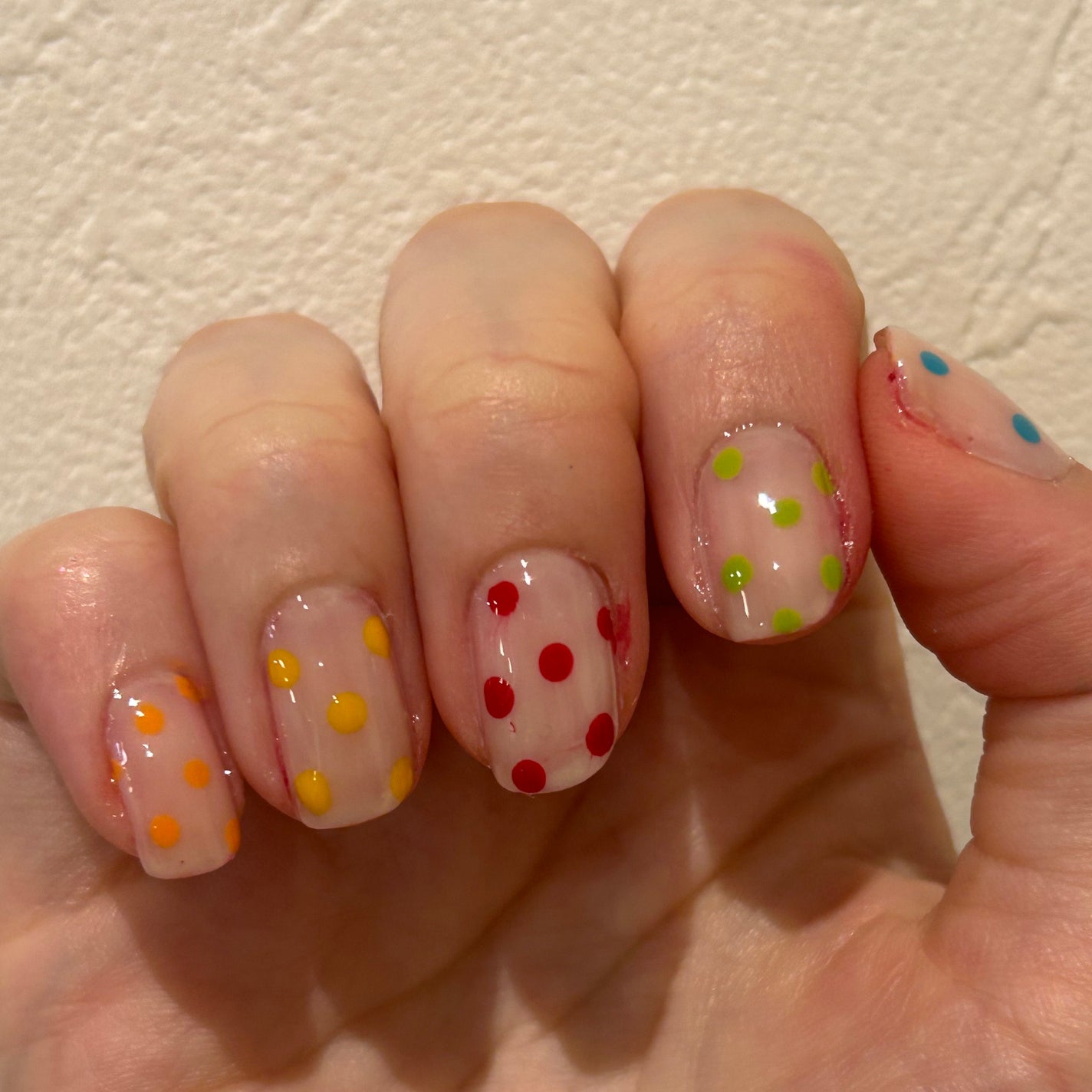 カラフルネイルズ/キャンメイク/マニキュアを使ったクチコミ(1枚目)