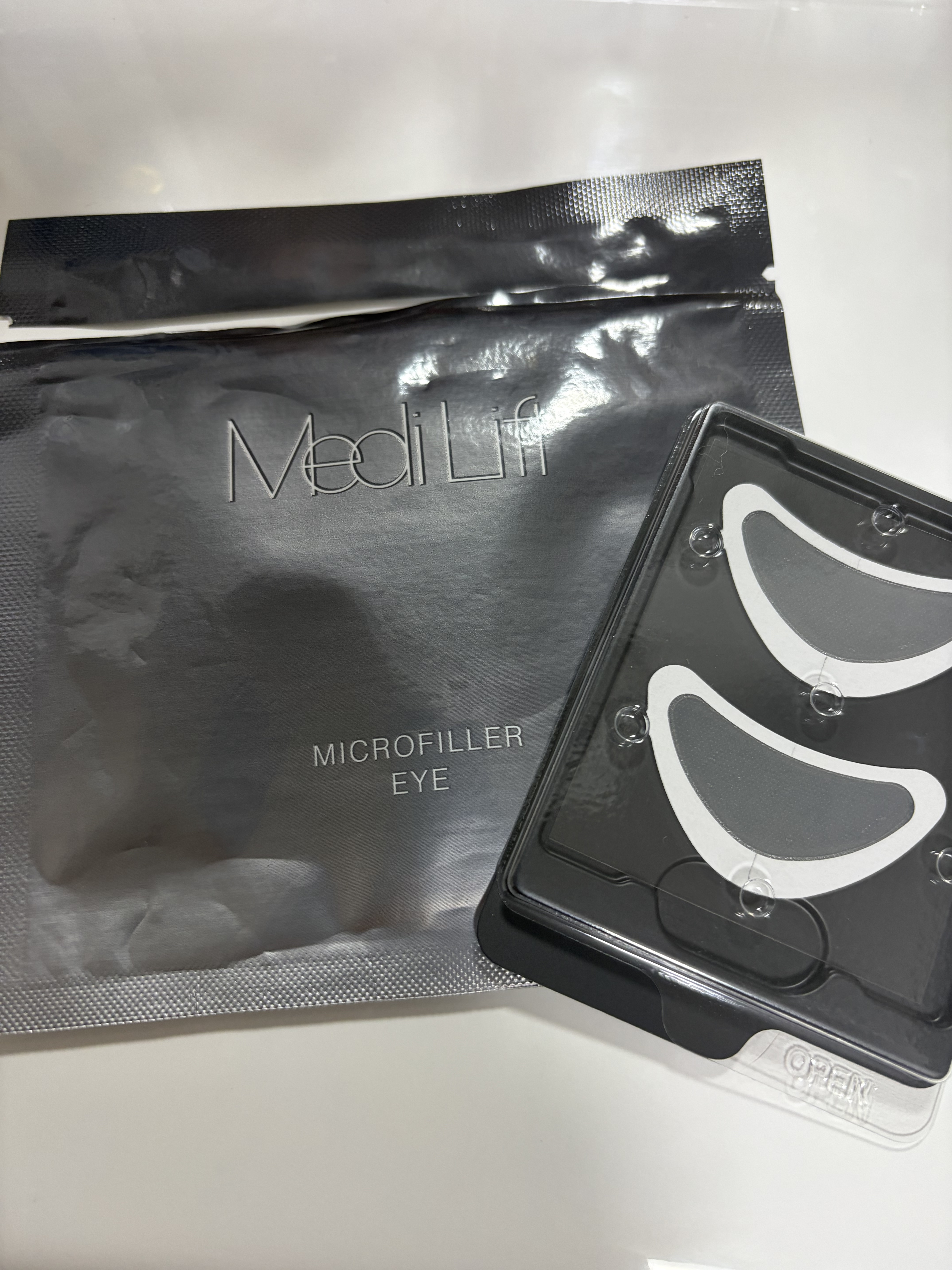 メディリフト 3Dマイクロフィラー(目元用)/YA-MAN TOKYO JAPAN/美容液を使ったクチコミ（2枚目）