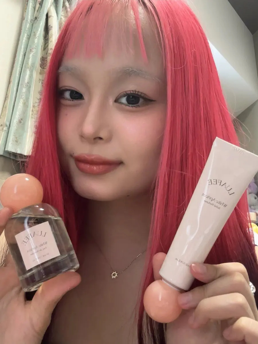 ソリッド パフューム ホワイトアプリコット/LUAFEE/練り香水を使ったクチコミ（2枚目）