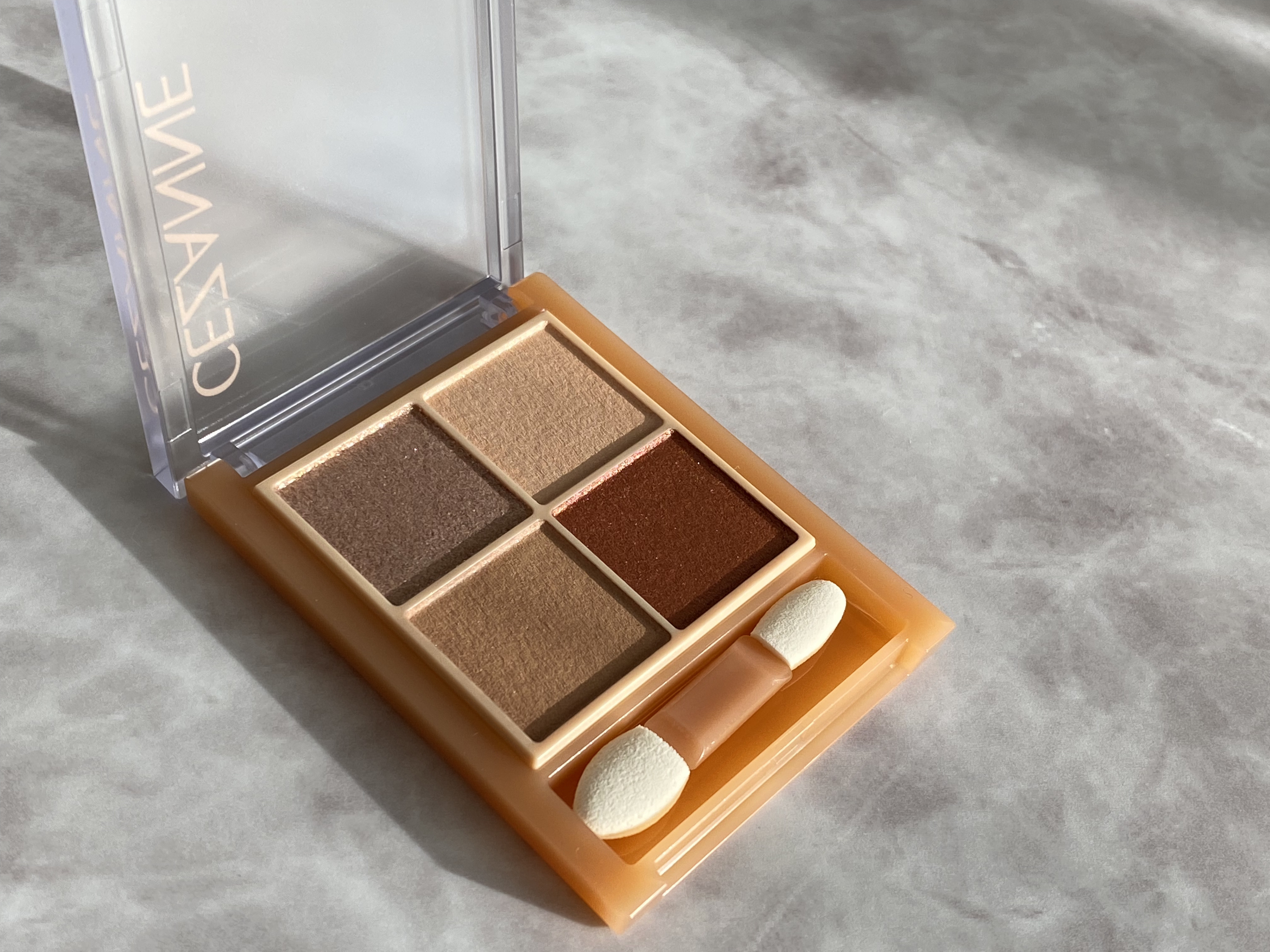 ベージュトーンアイシャドウ/CEZANNE/アイシャドウパレットを使ったクチコミ（1枚目）