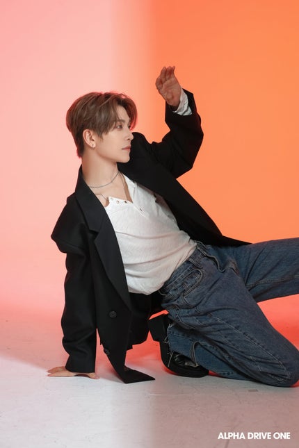 ALPHA DRIVE ONE on LIPS 「ALPHADRIVEONE(알파드라이브원)OfficialP..」(5枚目)