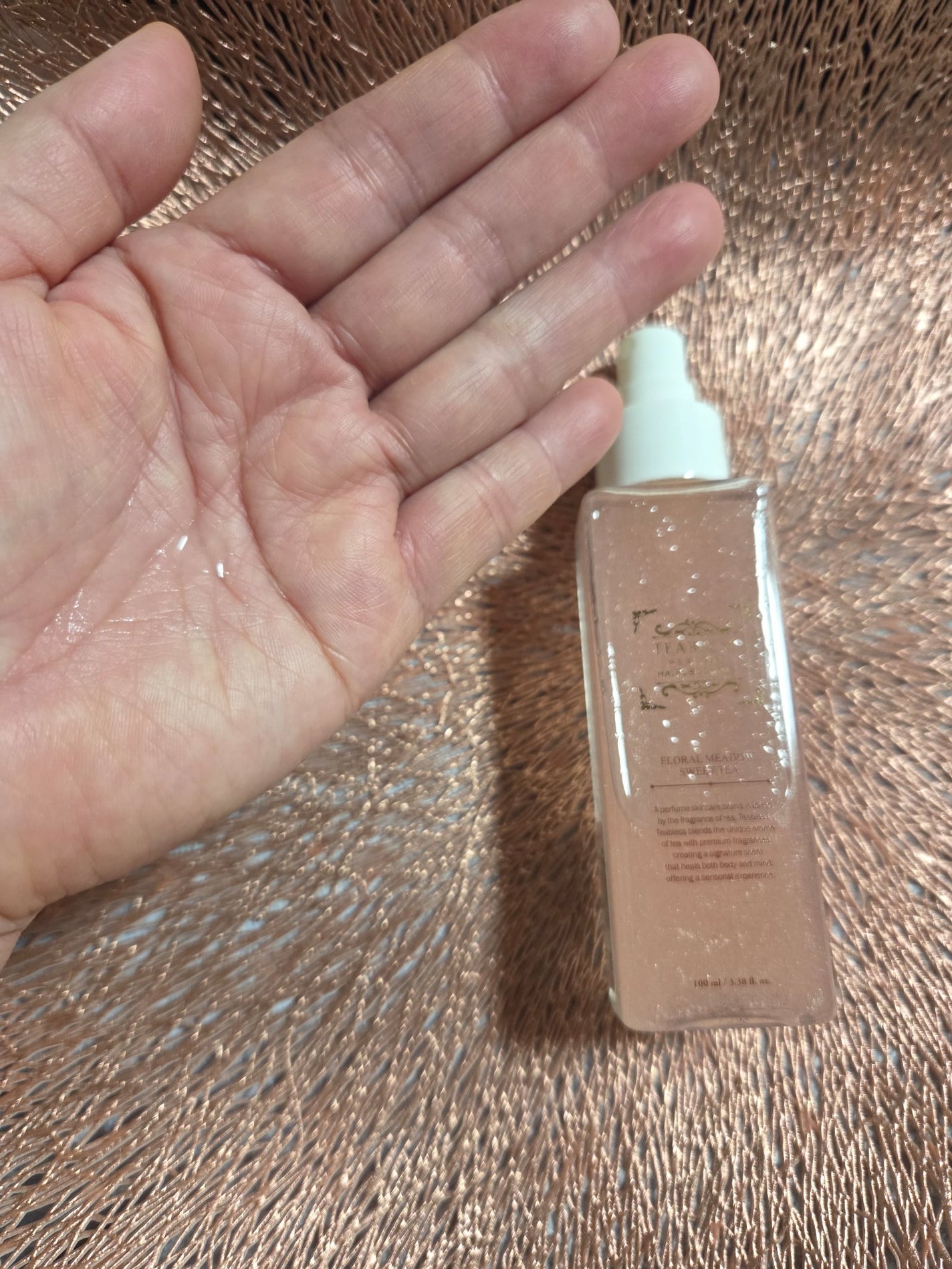 パヒュームヘア&ボディミスト フローラルメドウスウィートティー/TEABLESS/ヘアミストを使ったクチコミ(1枚目)