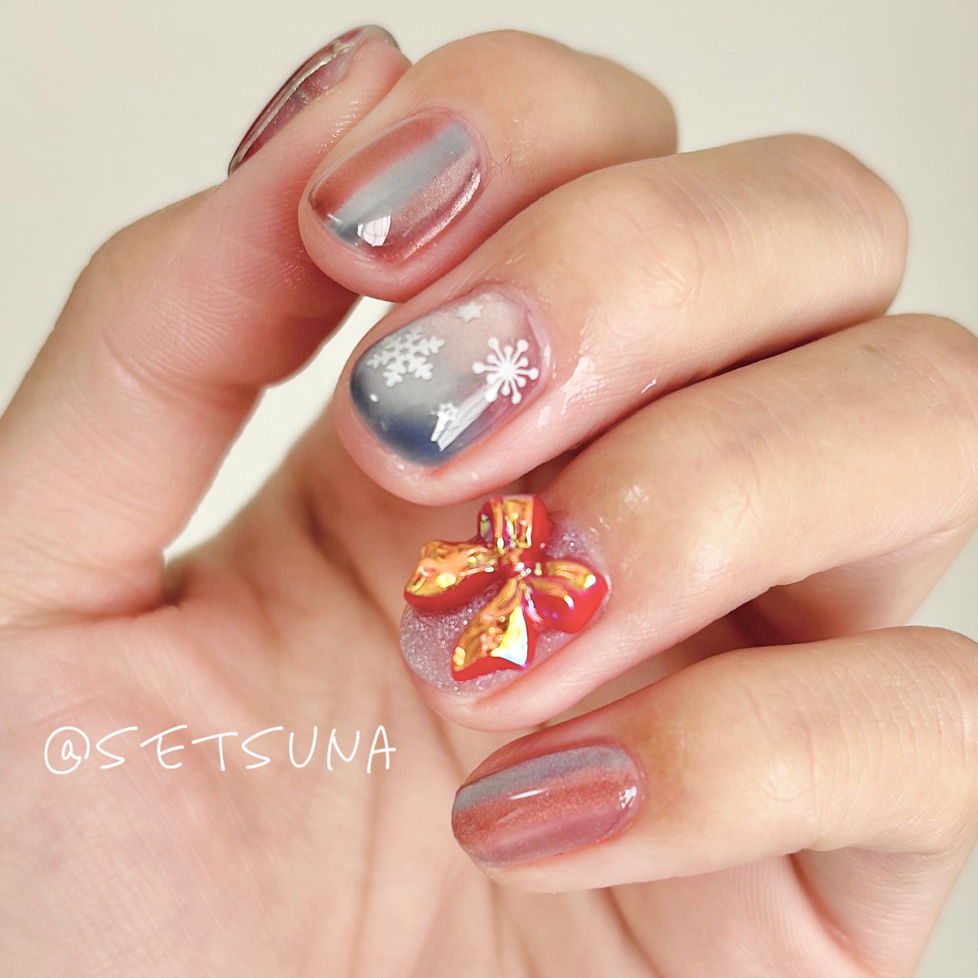 ウルトラグロッシーノンワイプトップコートジェル/KOKOIST/ジェルネイルを使ったクチコミ(2枚目)