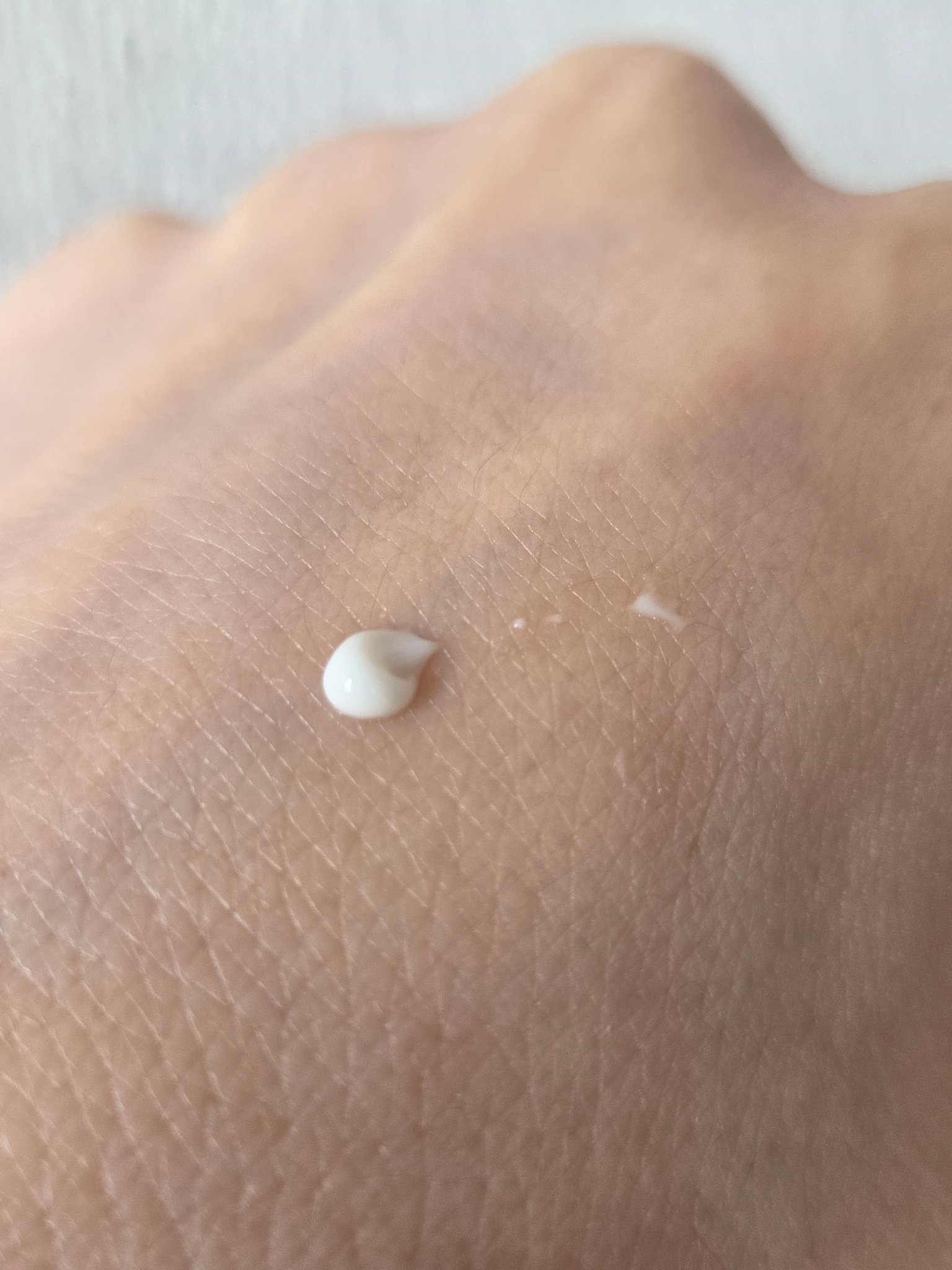 FAS ザ ブラック リフト アイクリーム/FAS/アイケア・アイクリームを使ったクチコミ（3枚目）