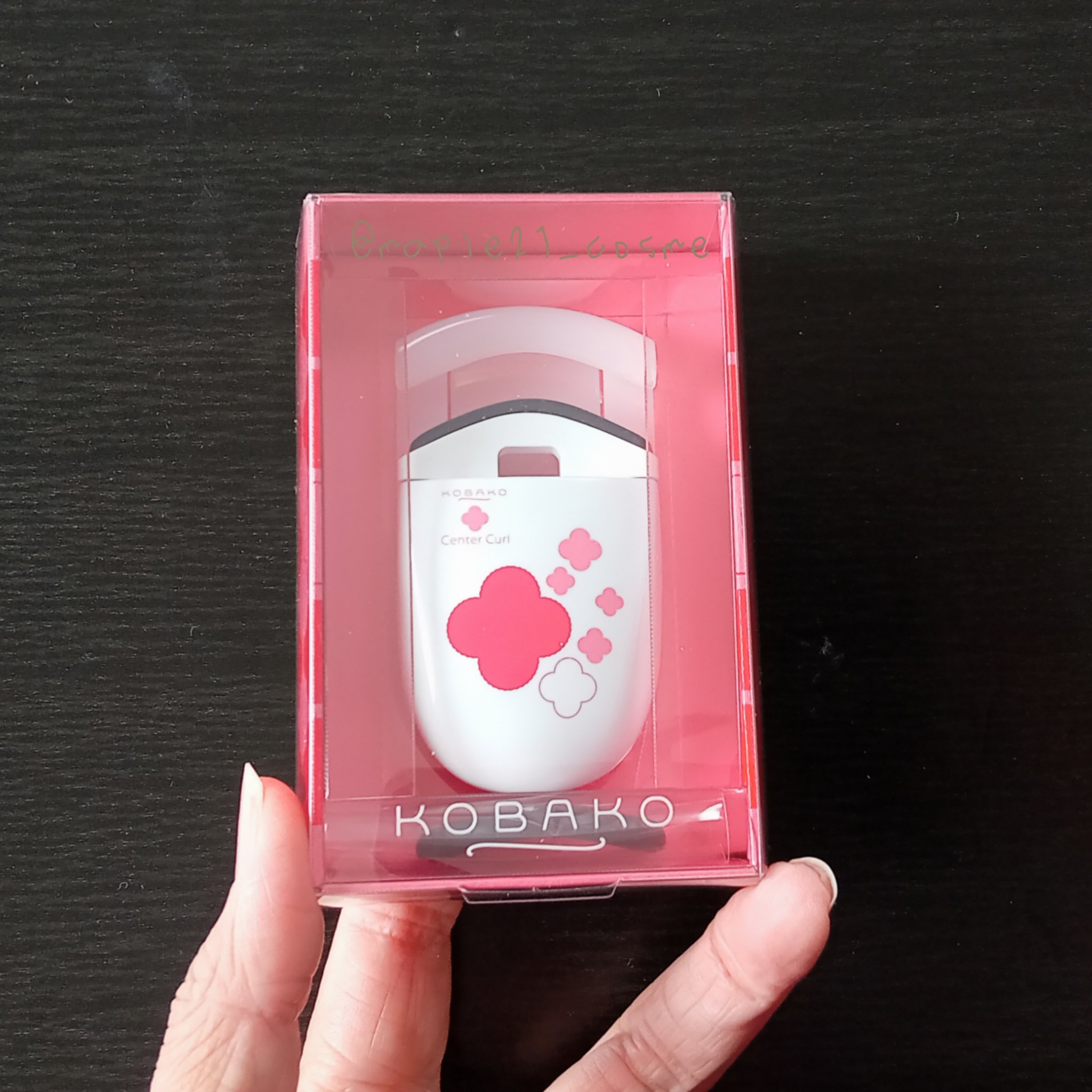 KOBAKO KOBAKO アイラッシュカーラー（センターカール）のクチコミ「旅行用にコンパクトなビューラー欲しいなと思って買ったら、すごく良くて普段使い用になりました。
.....」（1枚目）