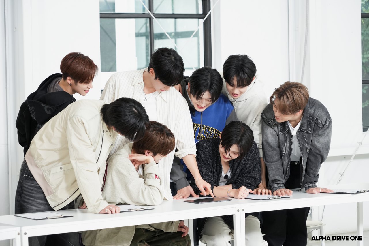 'ONE DREAM FOREVER' EP.1-2 Behind Photo

part1

#archive