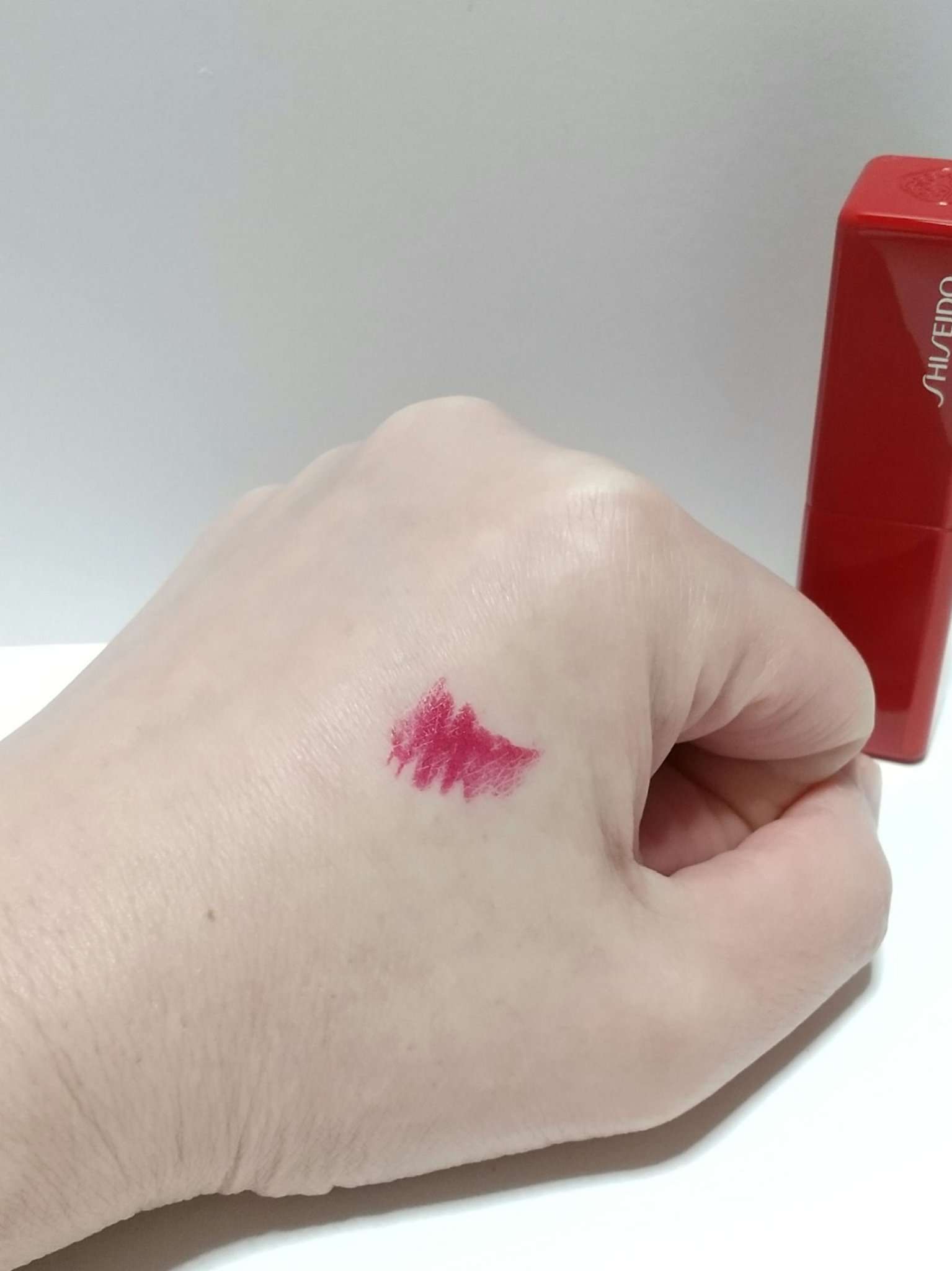 SHISEIDO テクノサテン ジェル リップスティックのクチコミ「⭐️⭐️⭐️⭐️⭐️
ギャップに驚き😳

SHISEIDO
テクノサテン ジェル リップスティ.....」（3枚目）
