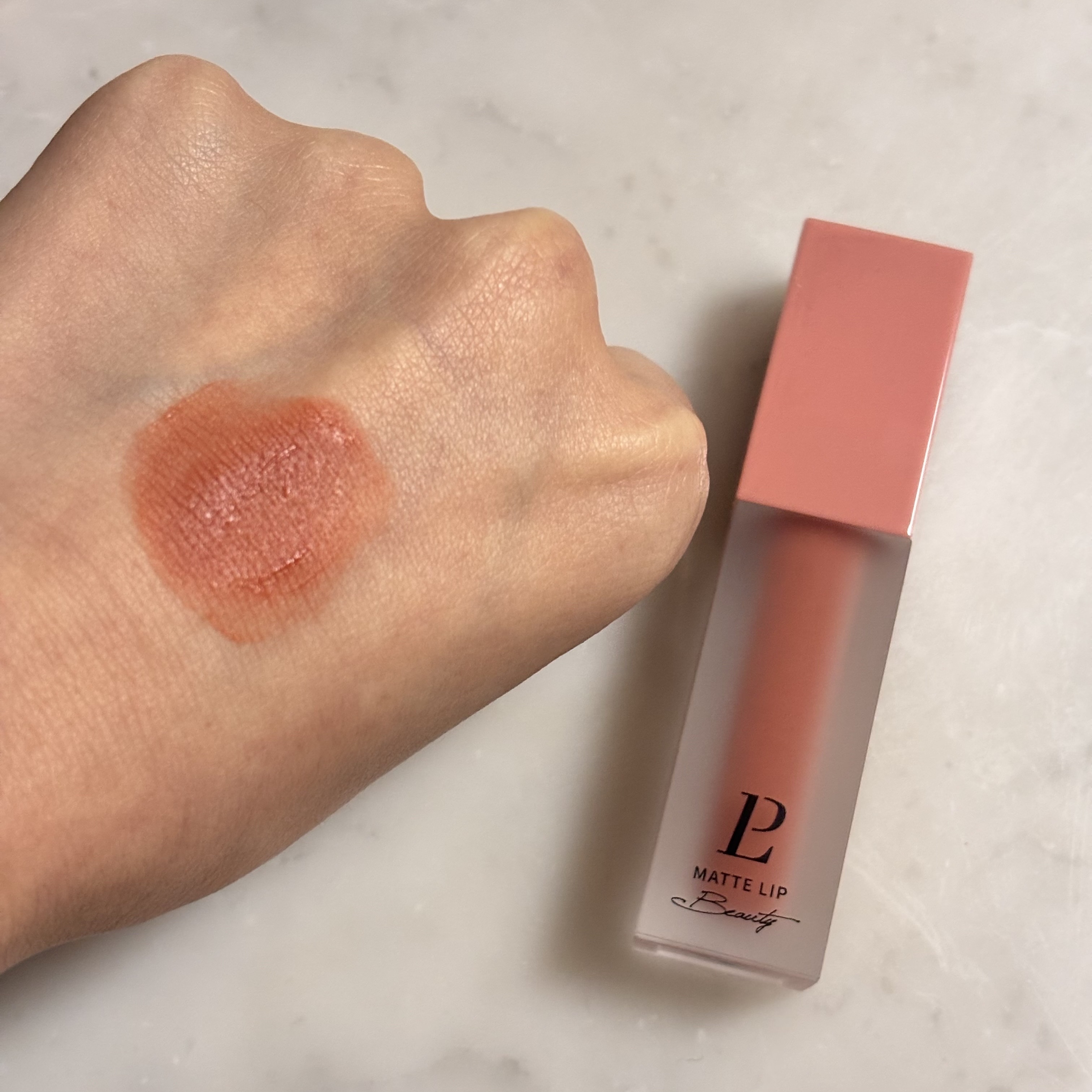 マットリップ/LEPOREM/口紅を使ったクチコミ（3枚目）