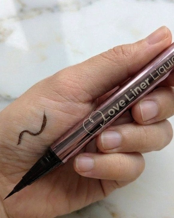 リキッドアイライナーR5 極細筆/ラブ・ライナー/リキッドアイライナーを使ったクチコミ(2枚目)