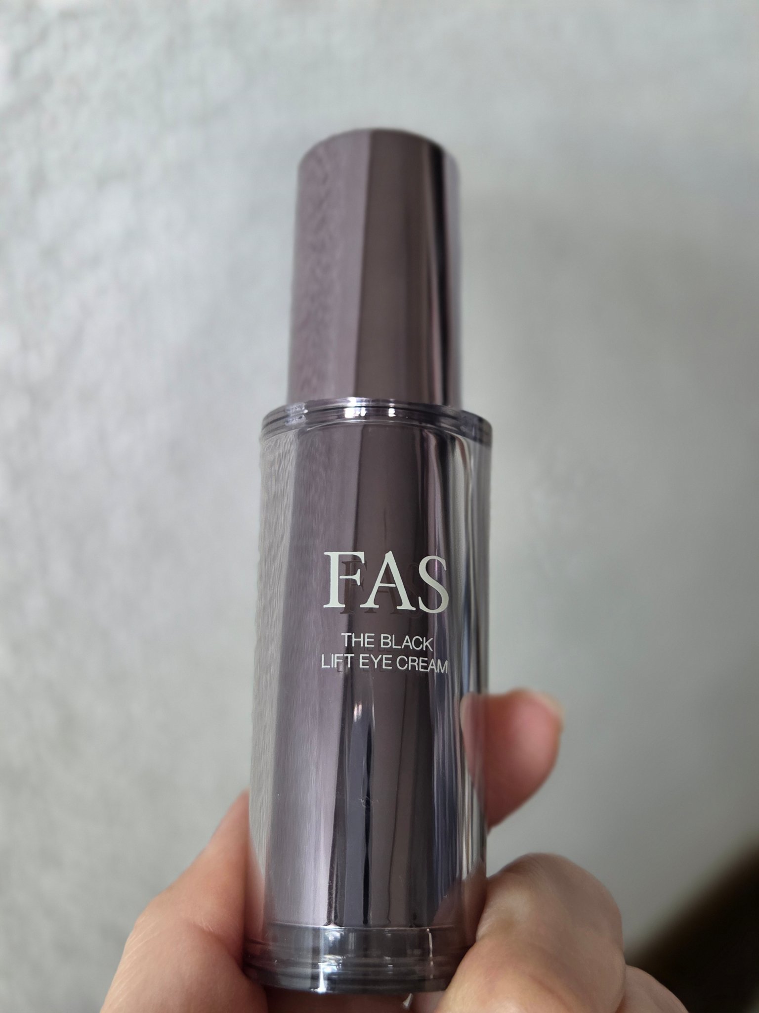 FAS ザ ブラック リフト アイクリーム/FAS/アイケア・アイクリームを使ったクチコミ（2枚目）