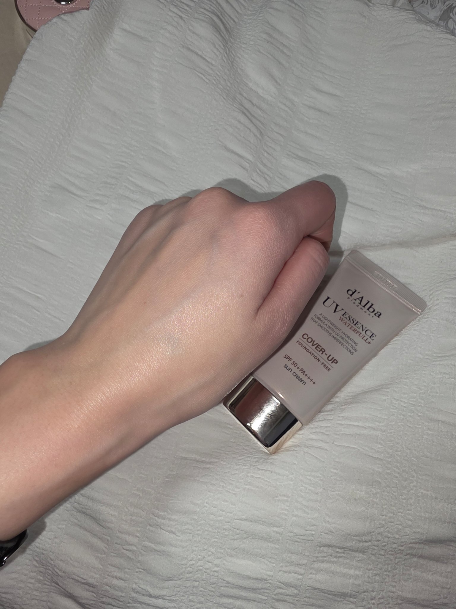ウォータフルトーンアップサンクリーム（カバーベージュ）/ダルバ/日焼け止め・UVケアを使ったクチコミ（3枚目）