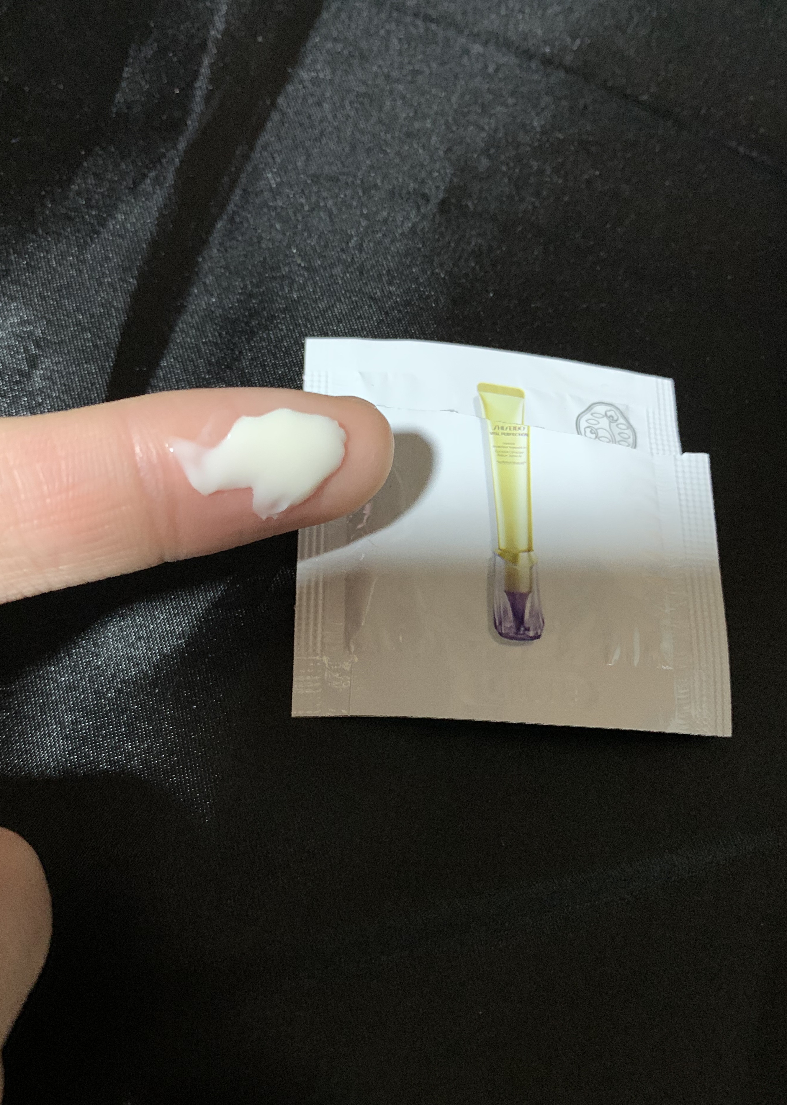 バイタルパーフェクション リンクルリフト ディープレチノブライト A+/SHISEIDO/アイケア・アイクリームを使ったクチコミ（3枚目）