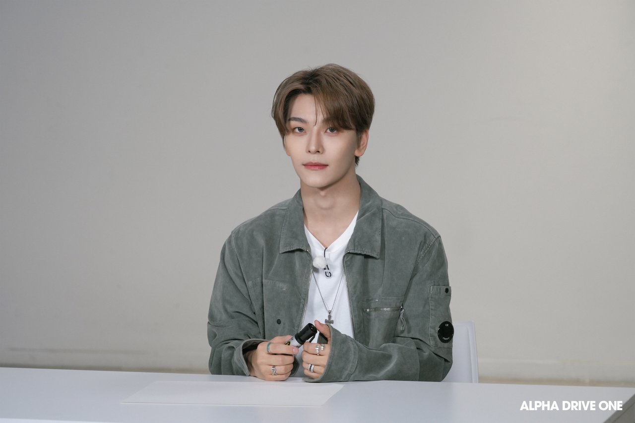 Introducing ALPHA DRIVE ONE’s Signature Behind Photo

part3

#archive