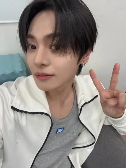 ALPHA DRIVE ONE on LIPS 「안녕하세요여러분리오입니다!!!어제저희의프로필사진이공개됐는..」(2枚目)