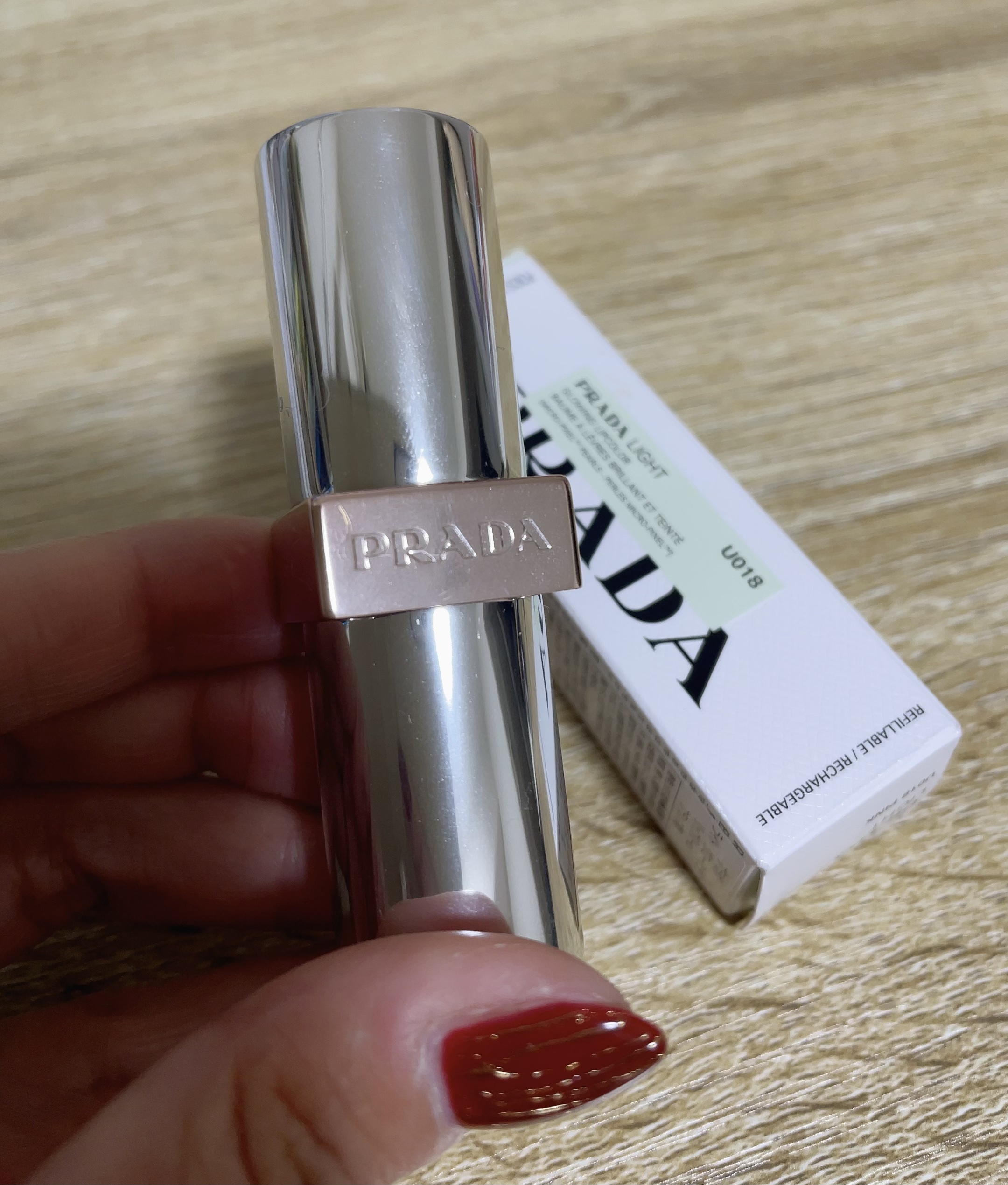 プラダ ライト グローイング リップバーム/PRADA BEAUTY/リップバームを使ったクチコミ（1枚目）