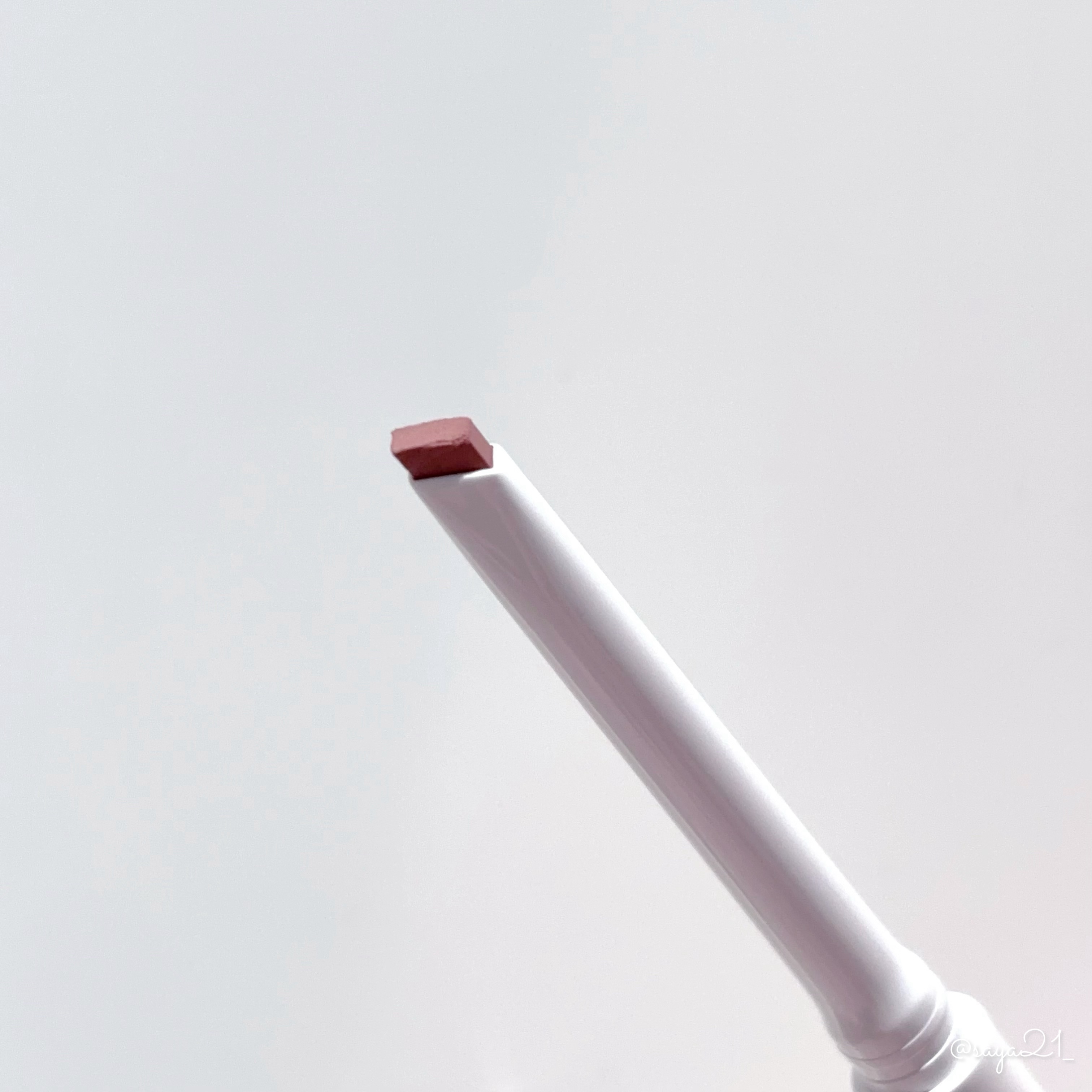 オーバーディテールリップペンシル/nonoer/リップライナーを使ったクチコミ（2枚目）