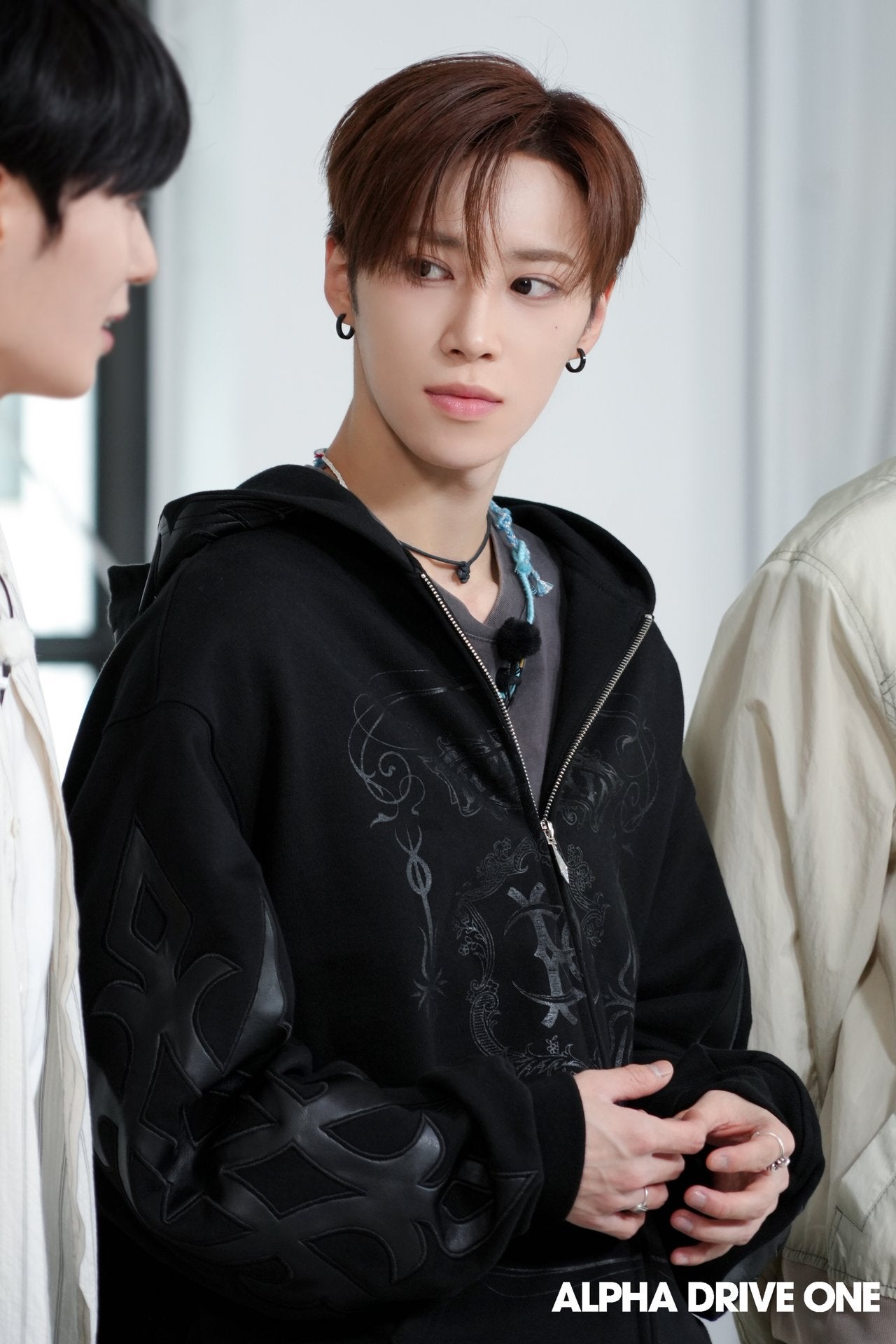 ALPHA DRIVE ONE on LIPS 「'ONEDREAMFOREVER'EP.1-2BehindPh..」(5枚目)