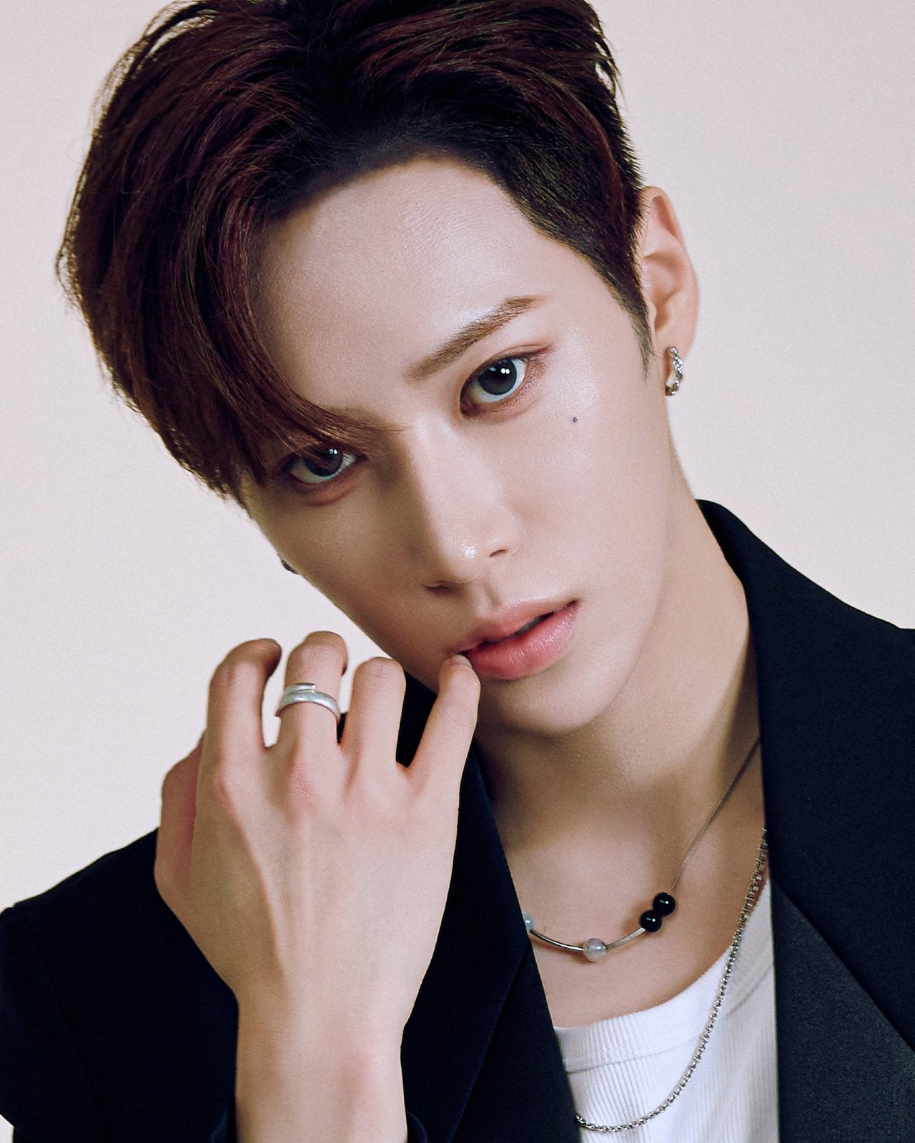 ALPHA DRIVE ONE on LIPS 「ALPHADRIVEONE(알파드라이브원)OfficialP..」(1枚目)