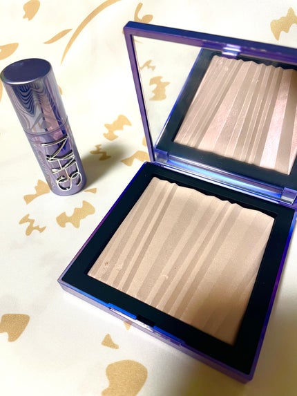 NARS オーライルミネイティング フェイス & ボディパウダー/NARS/プレストパウダーを使ったクチコミ(1枚目)