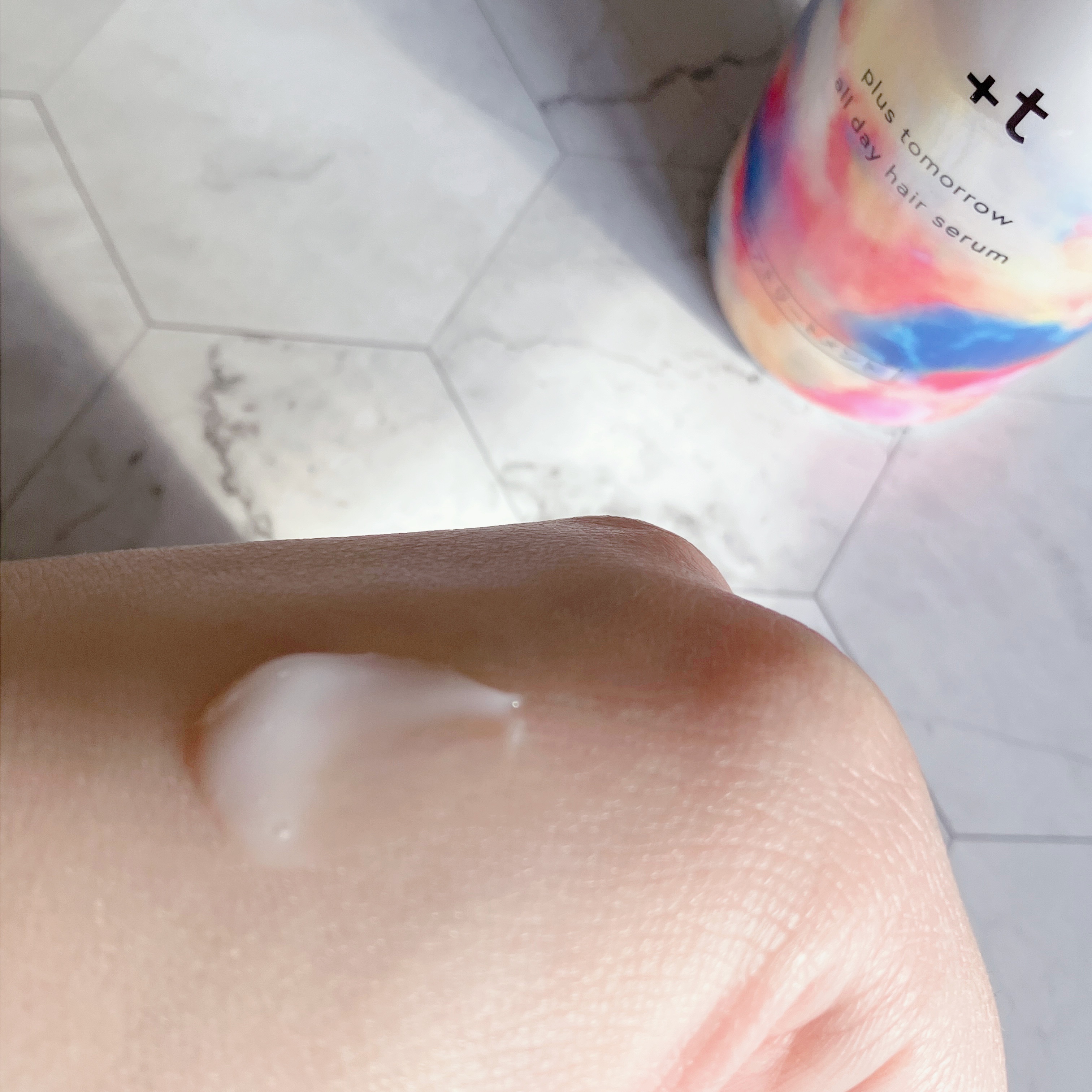 プラストゥモロー　オールデイ　ヘアセラム/＋ｔｍｒ/ヘアオイルを使ったクチコミ（2枚目）