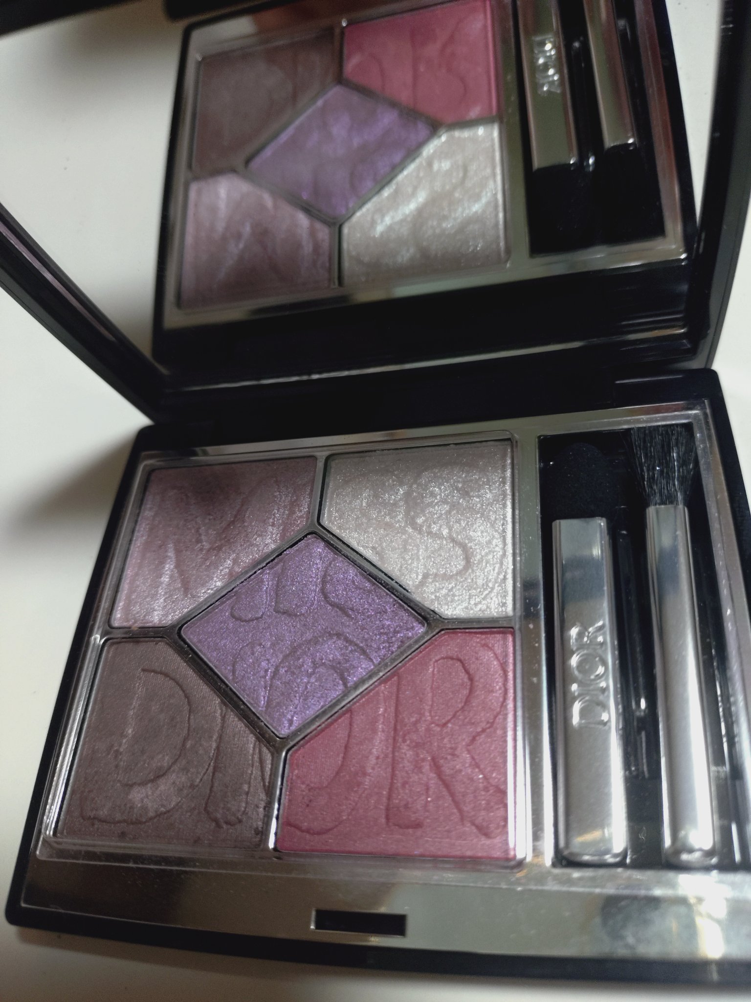 ディオールショウ サンク クルール（ミス ディオール コレクション 限定品）/Dior/アイシャドウを使ったクチコミ（1枚目）