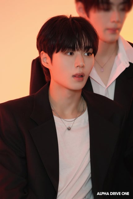 ALPHA DRIVE ONE on LIPS 「ALPHADRIVEONE(알파드라이브원)OfficialP..」(5枚目)