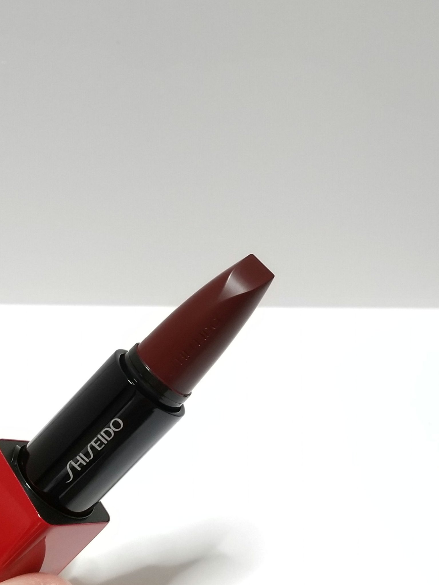 SHISEIDO テクノサテン ジェル リップスティックのクチコミ「⭐️⭐️⭐️⭐️⭐️
ギャップに驚き😳

SHISEIDO
テクノサテン ジェル リップスティ.....」（2枚目）