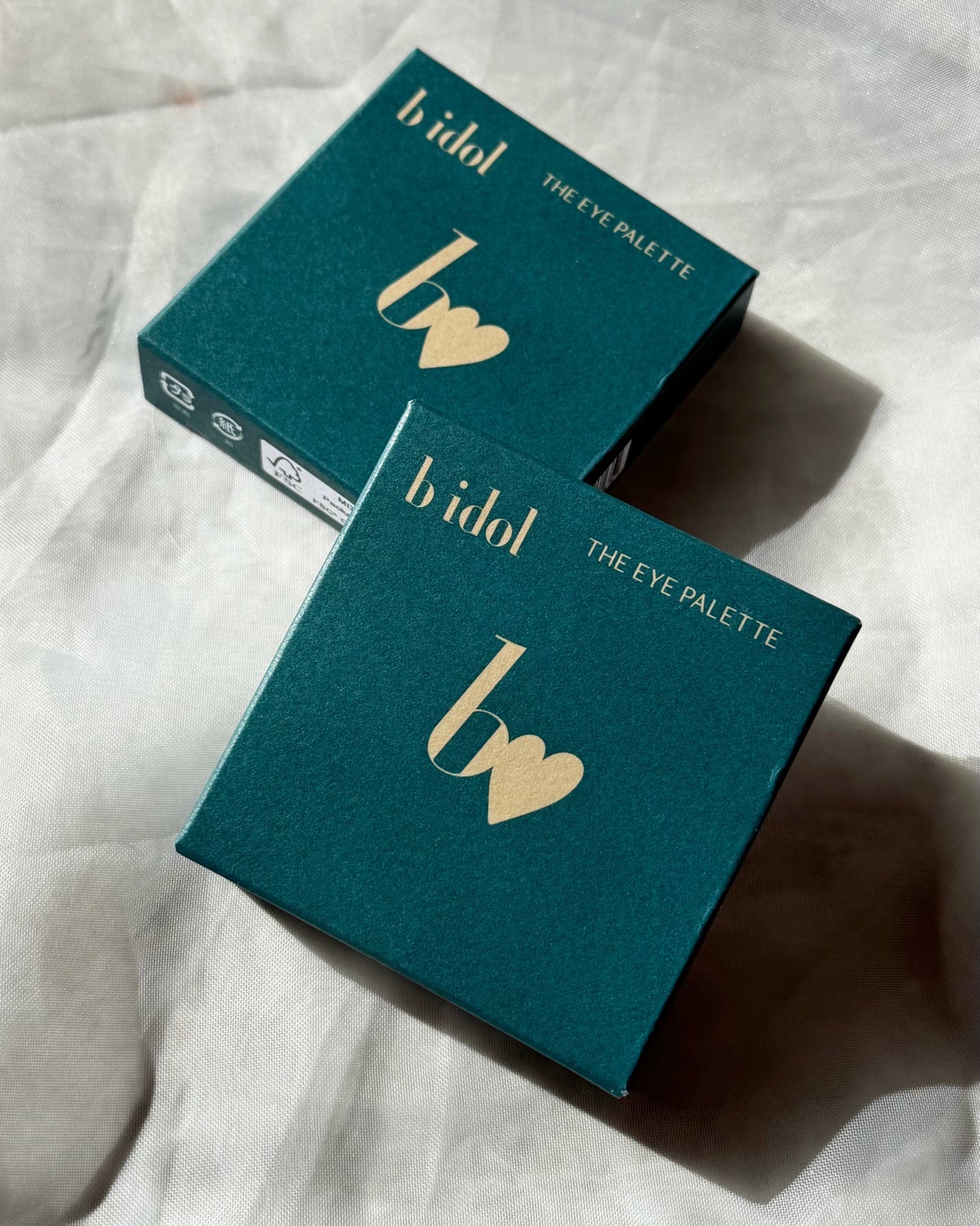 THE アイパレR/b idol/アイシャドウパレットを使ったクチコミ(7枚目)