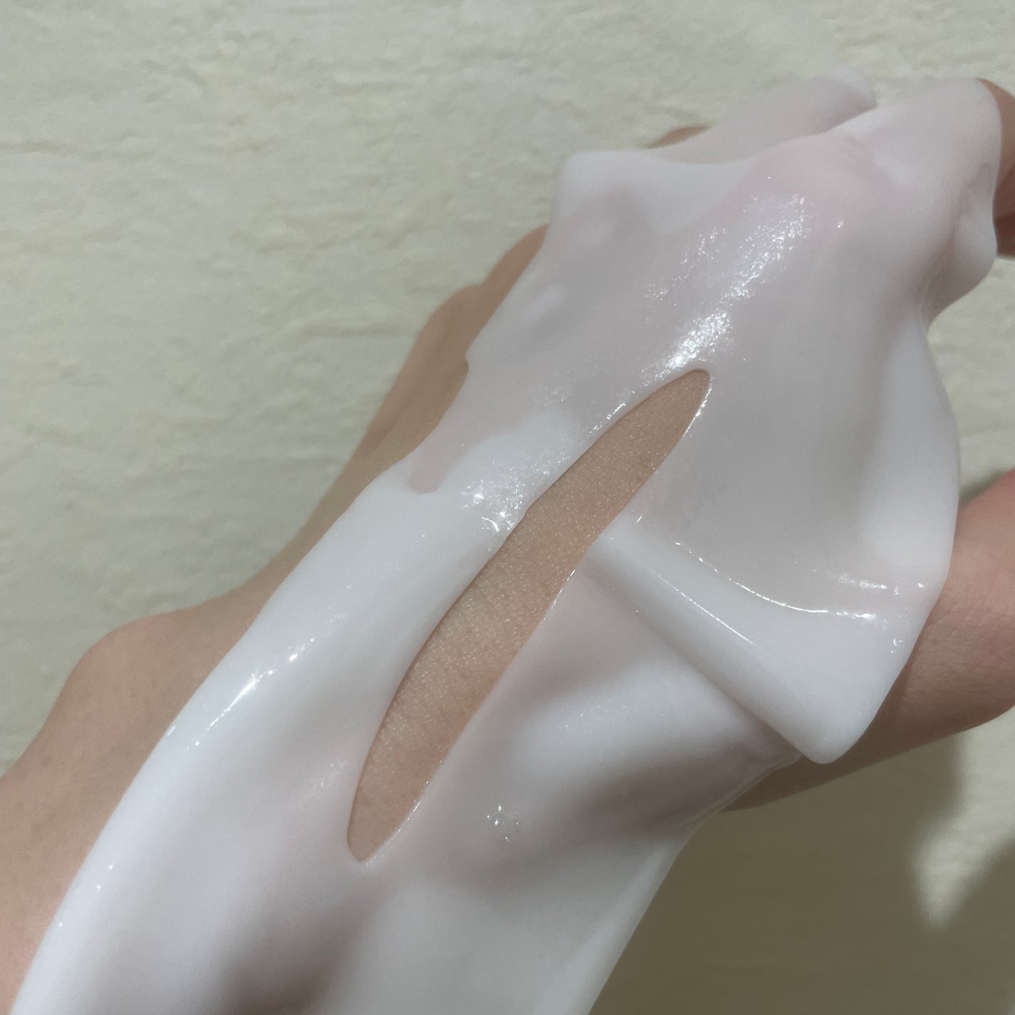 モイストエイジケアセラムマスク/KC SKIN/シートマスク・パックを使ったクチコミ(5枚目)