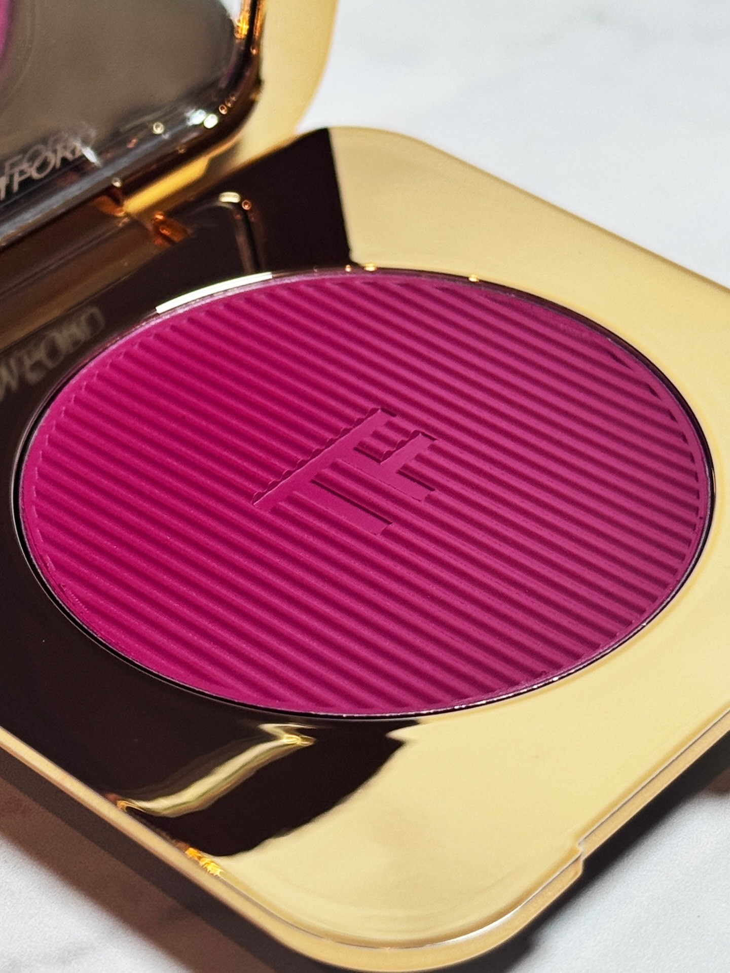 トム フォード クリーム ブラッシュ/TOM FORD BEAUTY/ジェル・クリームチークを使ったクチコミ（2枚目）