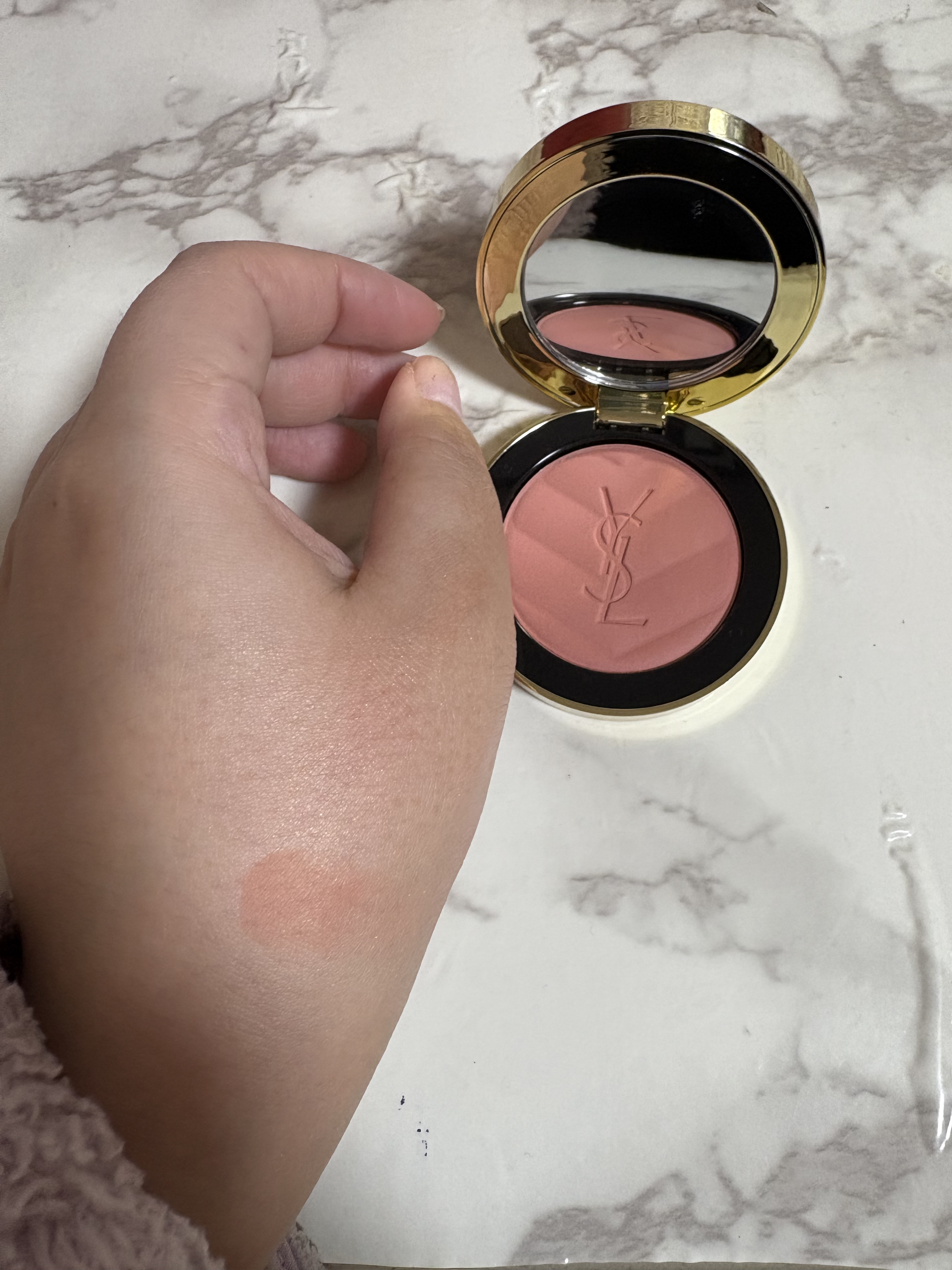 YSL メイクミーブラッシュ パウダー/YVES SAINT LAURENT BEAUTE/パウダーチークを使ったクチコミ（2枚目）