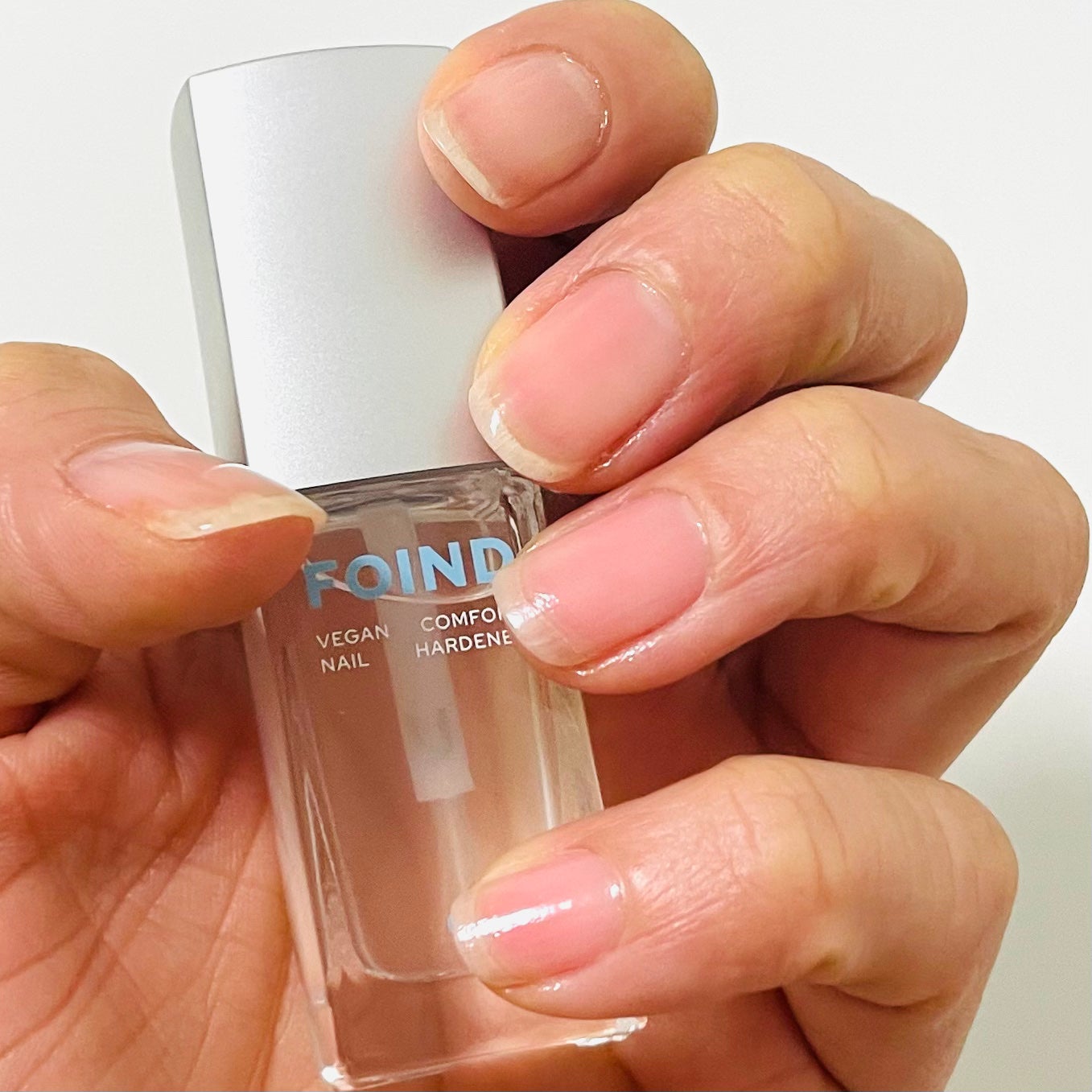 001 ヴィーガンティンテッドネイルハードナー/FOIND/ネイル用品を使ったクチコミ(2枚目)