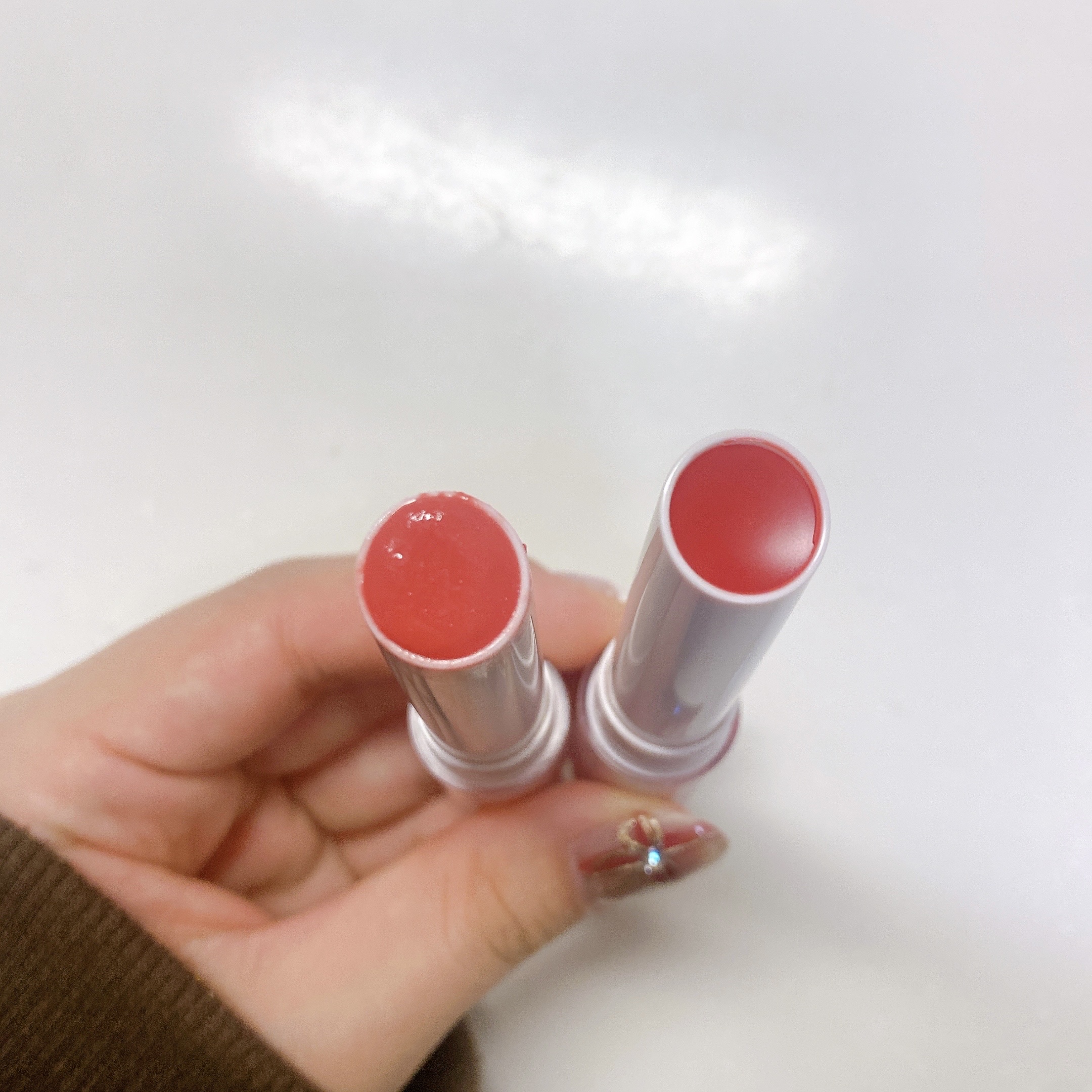 ジューシーネクターリップスティック T ぷるんとチェリー【タフ子ちゃんコラボカラー】/Peach C/口紅を使ったクチコミ（2枚目）